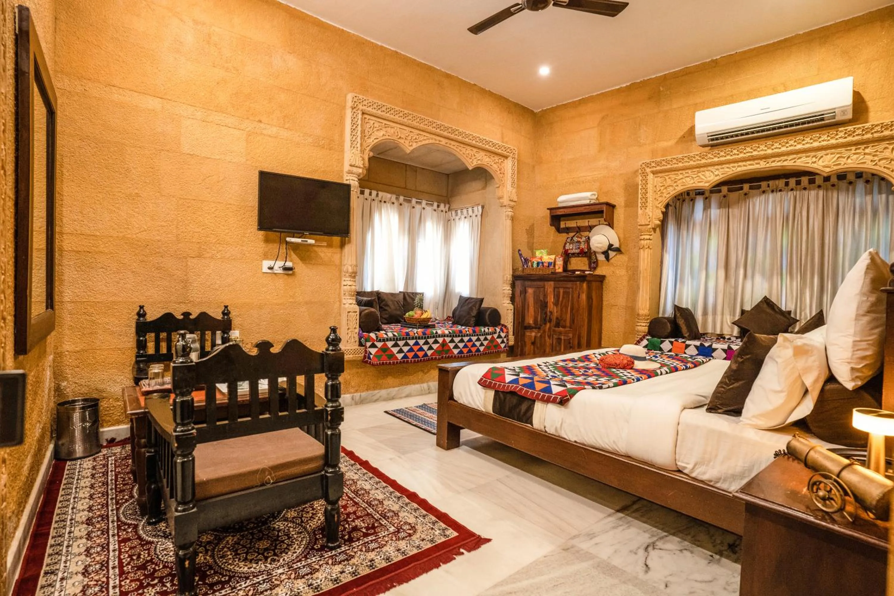 Communal lounge/ TV room in Hotel Royal Villa Jaisalmer
