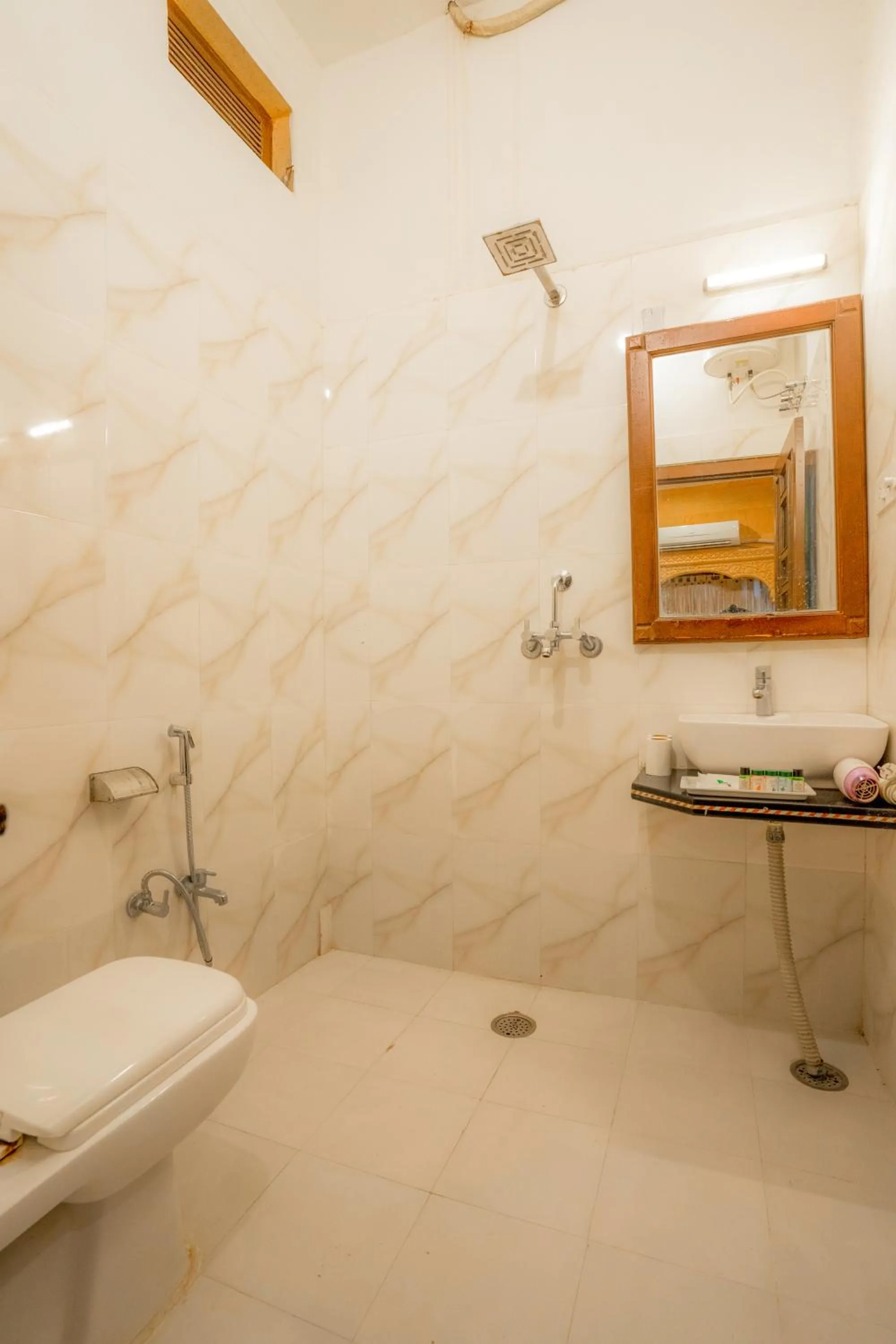 Toilet in Hotel Royal Villa Jaisalmer