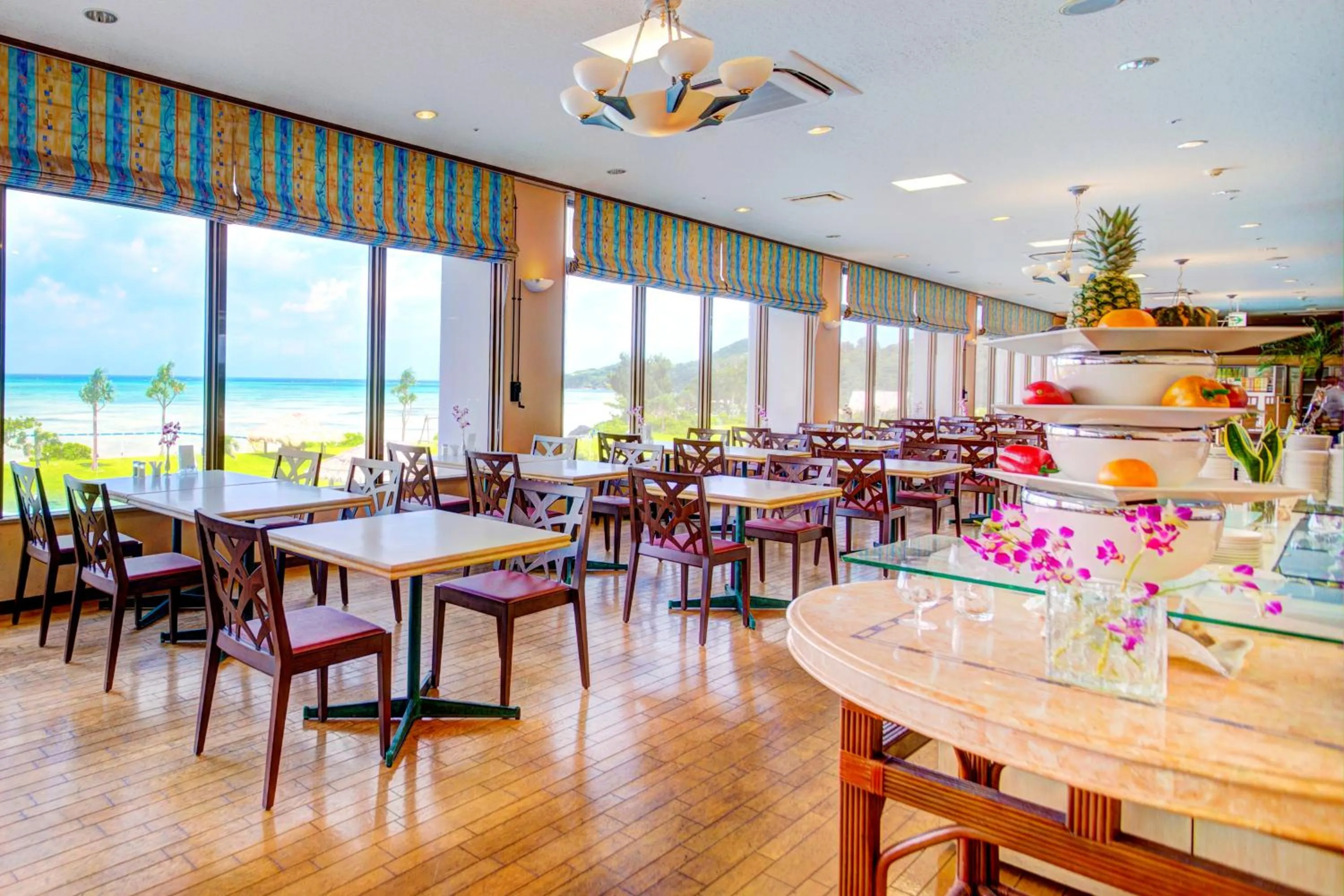 Restaurant/places to eat in Ishigaki Seaside Hotel