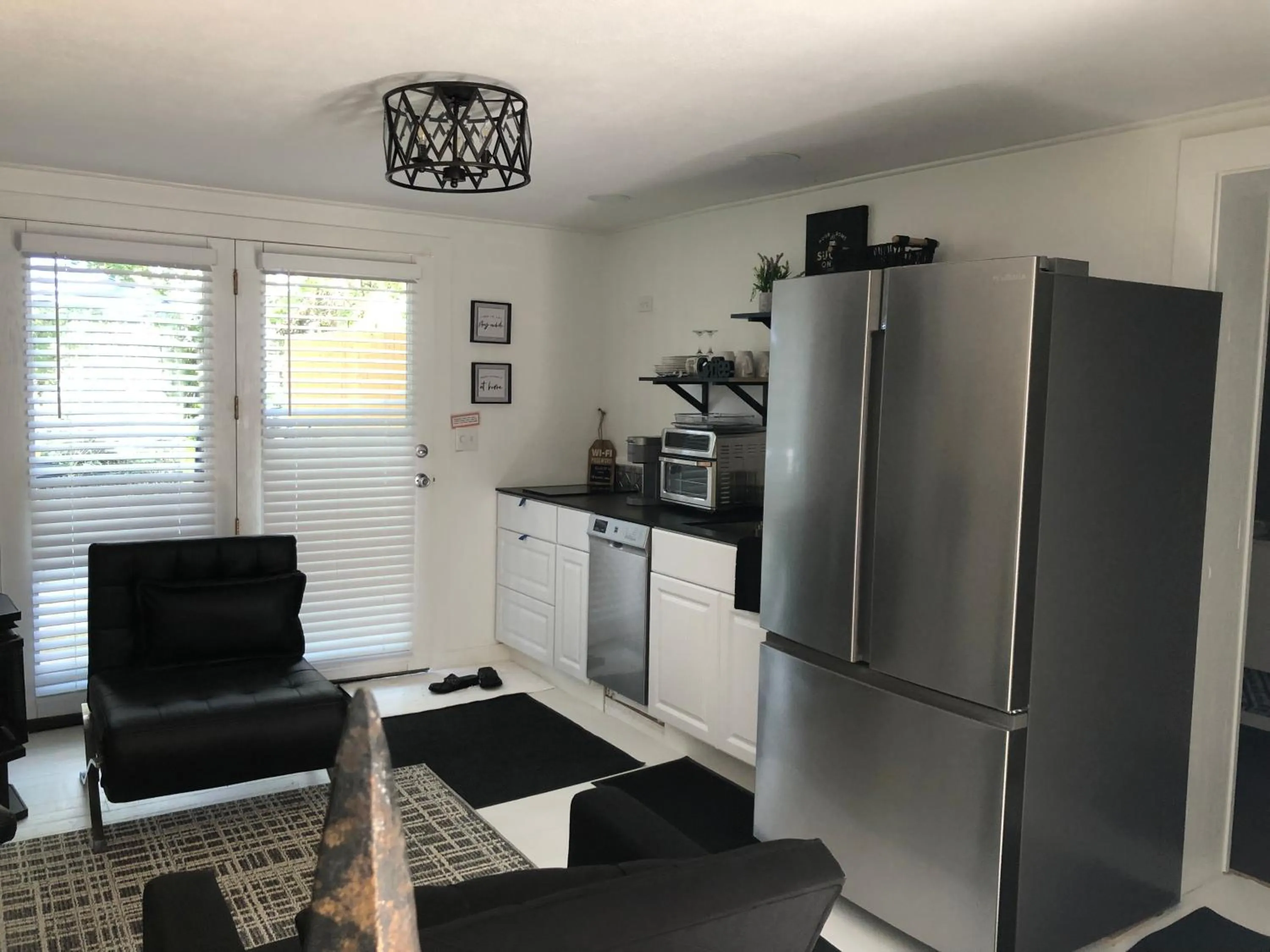 18 Vine Inn & Carriage House