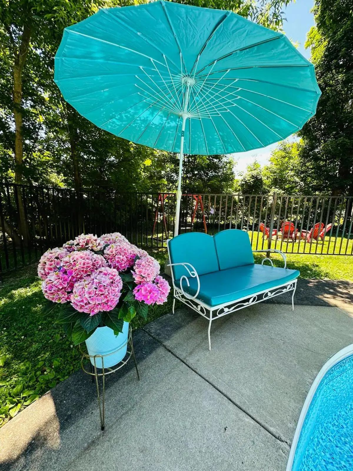 18 Vine Inn & Carriage House