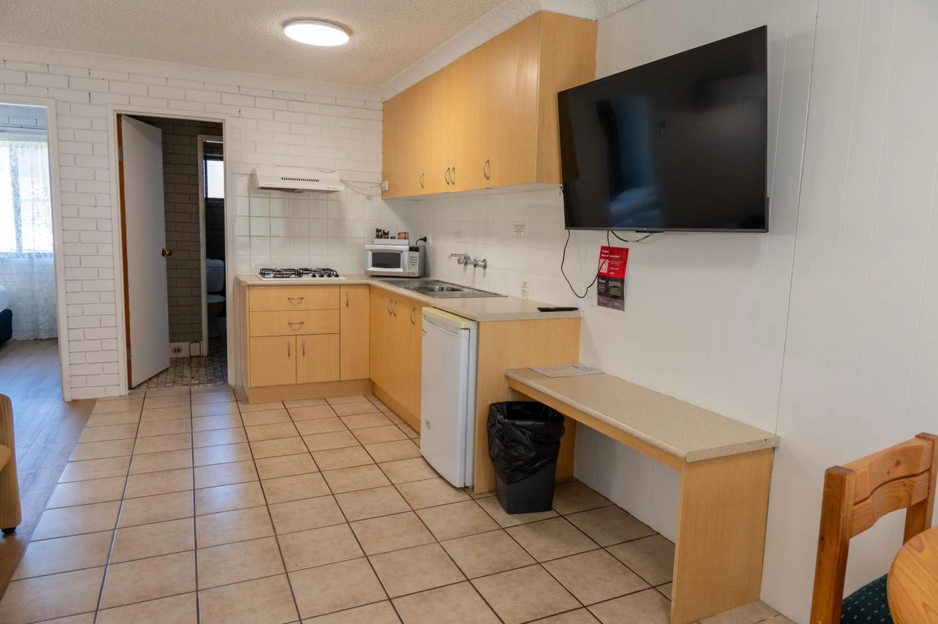 TV and multimedia in Tumut Valley Motel Pet Friendly
