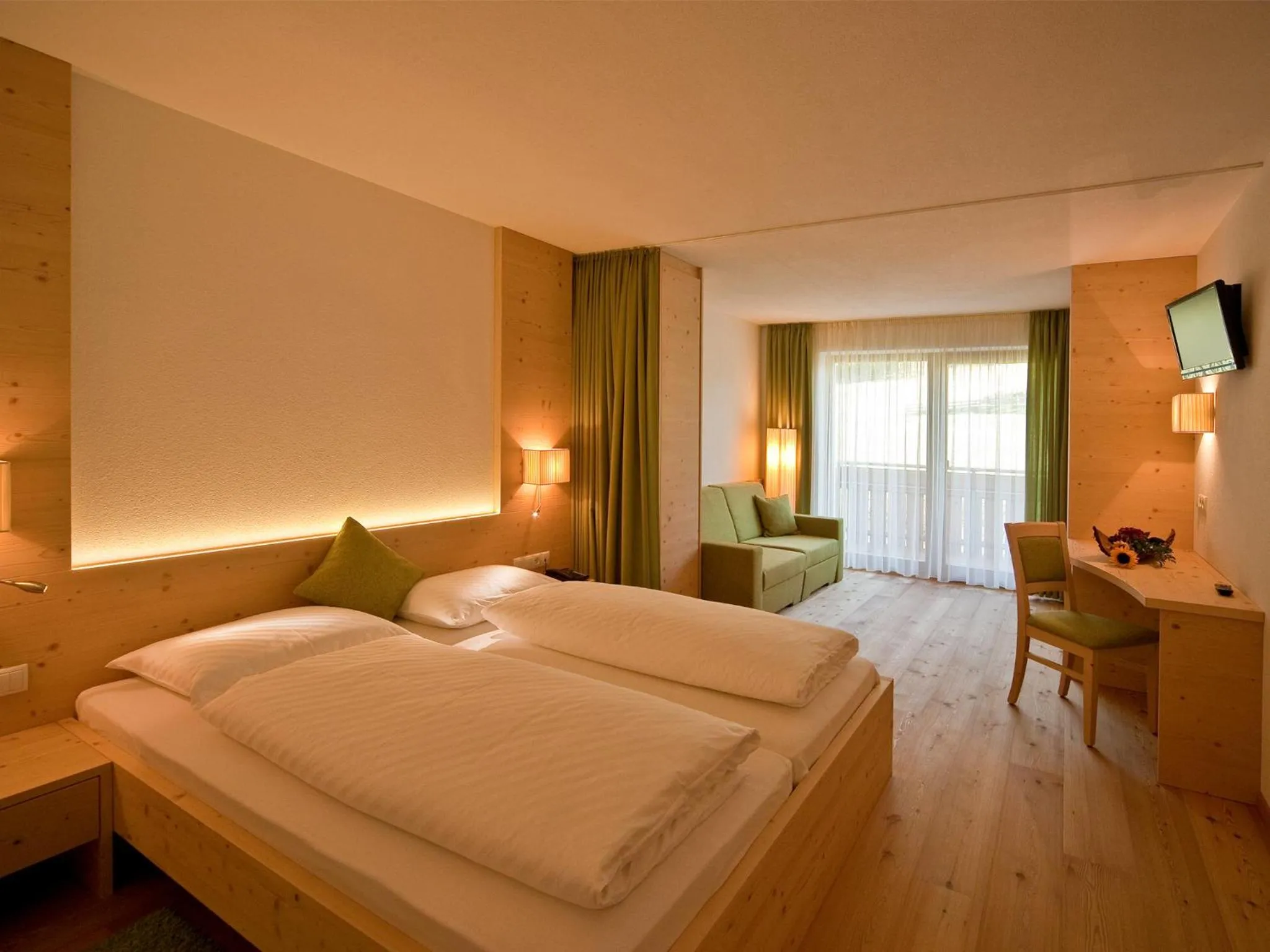 Photo of the whole room, Bed in Hotel Foestlerhof