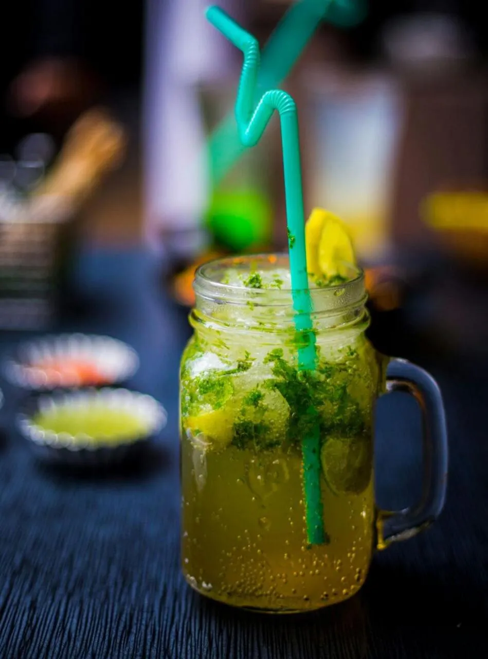 Restaurant/places to eat in Hotel Oriental Aster - Mumbai International Airport