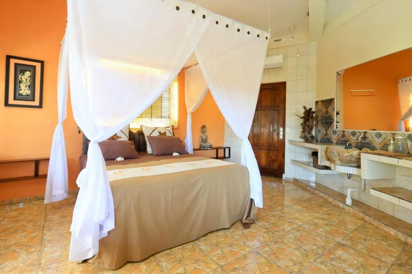 Bed in Villa Arjuna