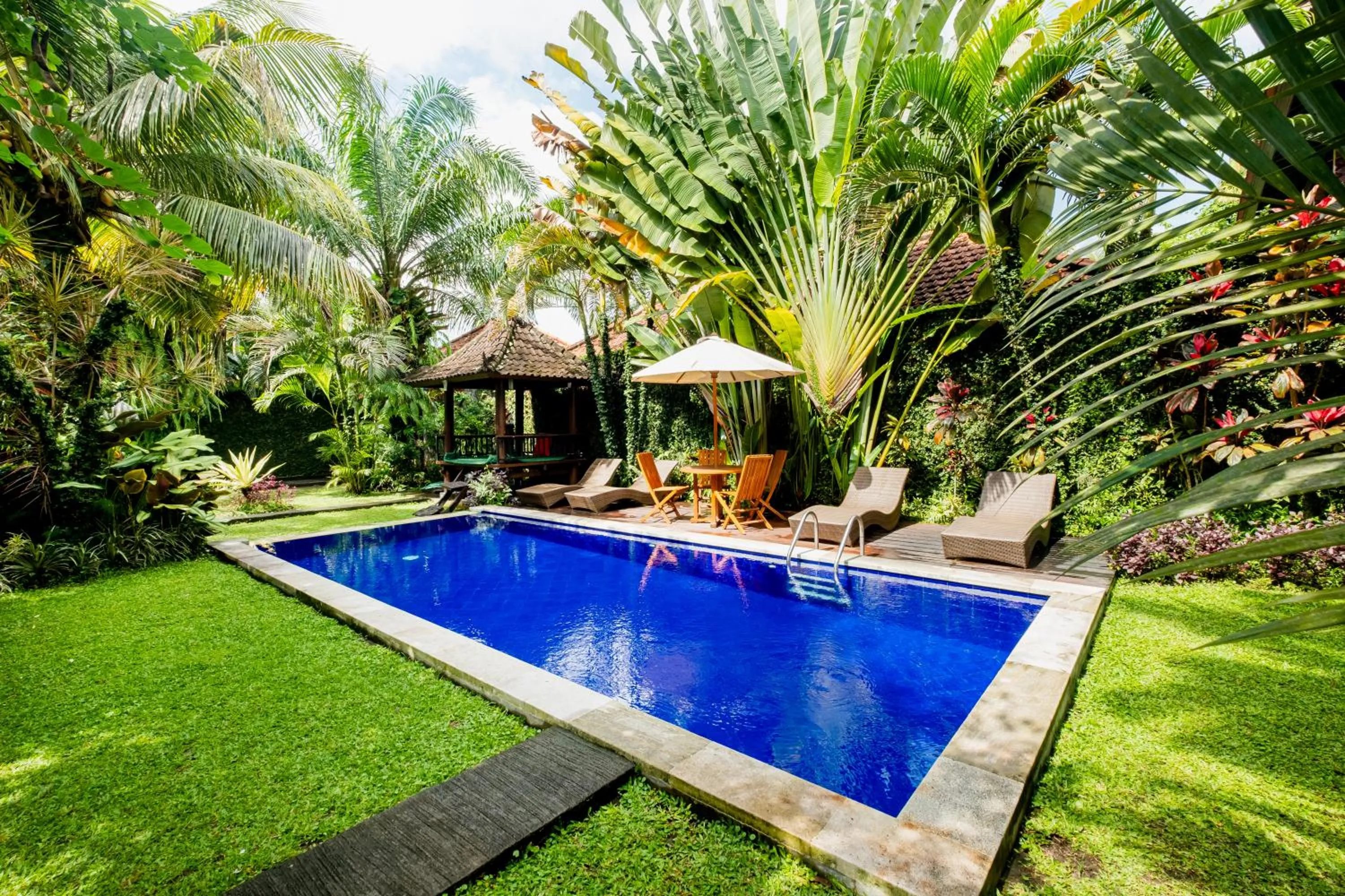 Garden in Pukakoo Villas and Suite by Supala