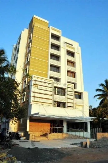 Facade/entrance in Cochin Seaport Hotel