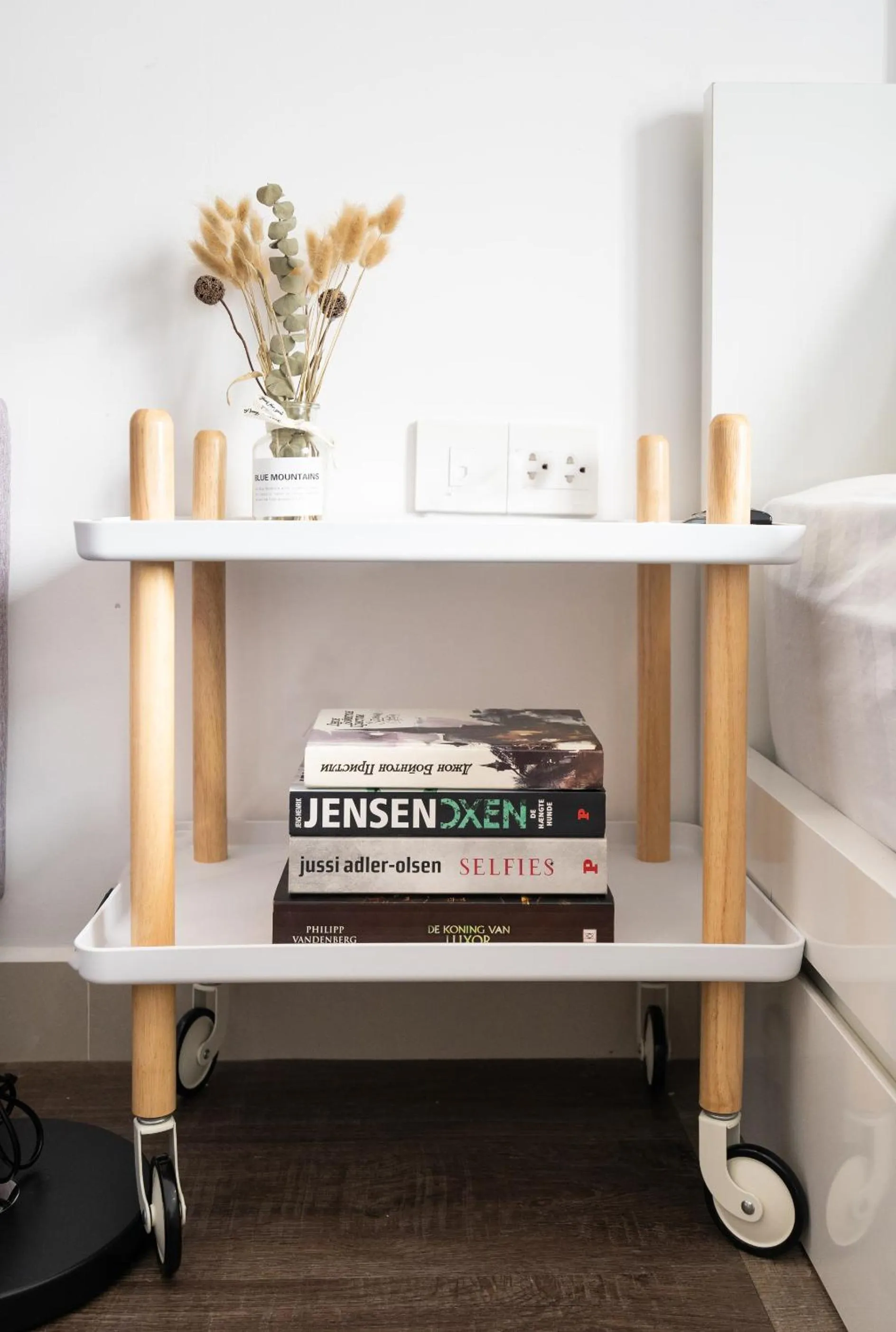 Bed in Infinity Pool Signature - Saigon Rivergate