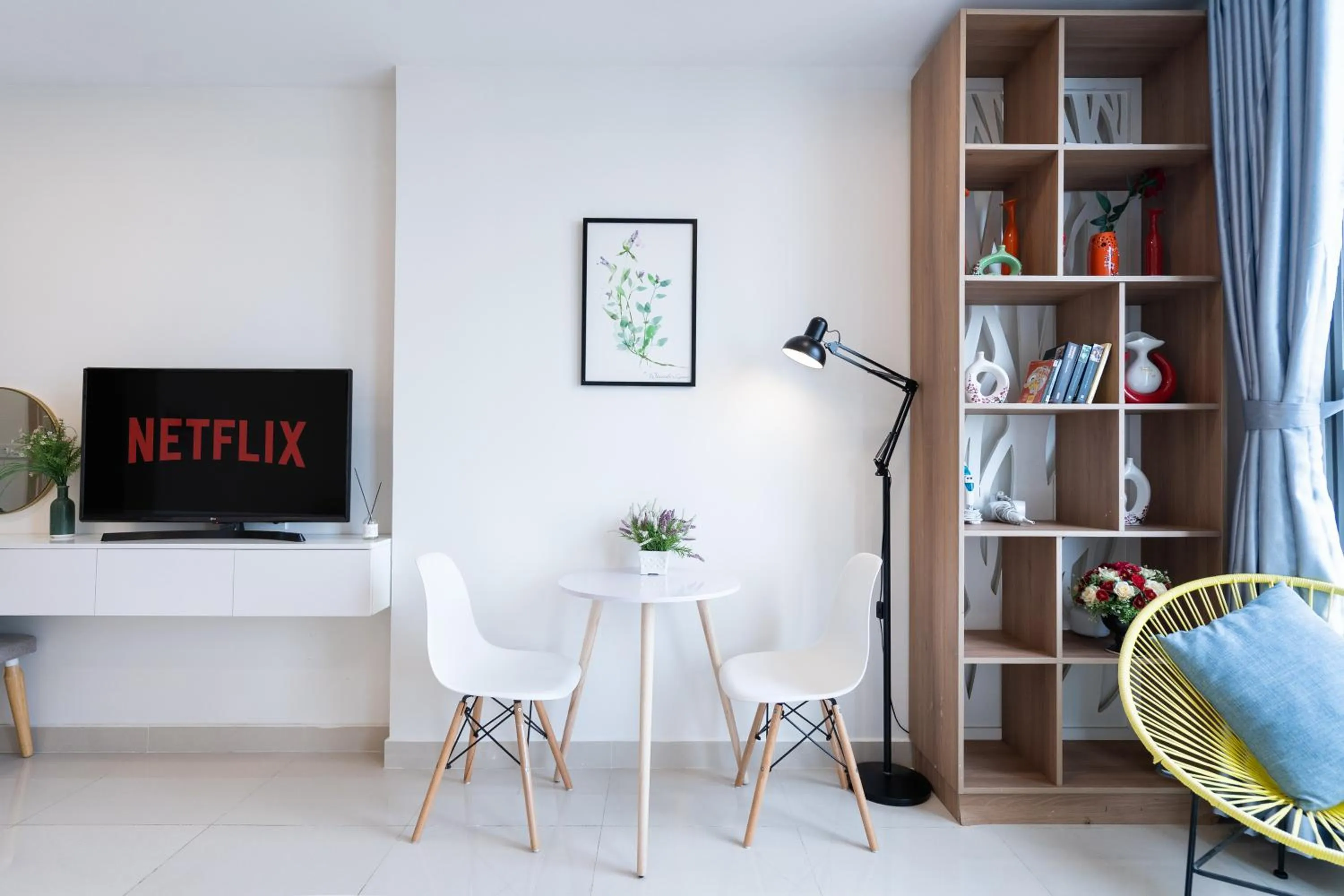 Infinity Pool Signature - Saigon Rivergate