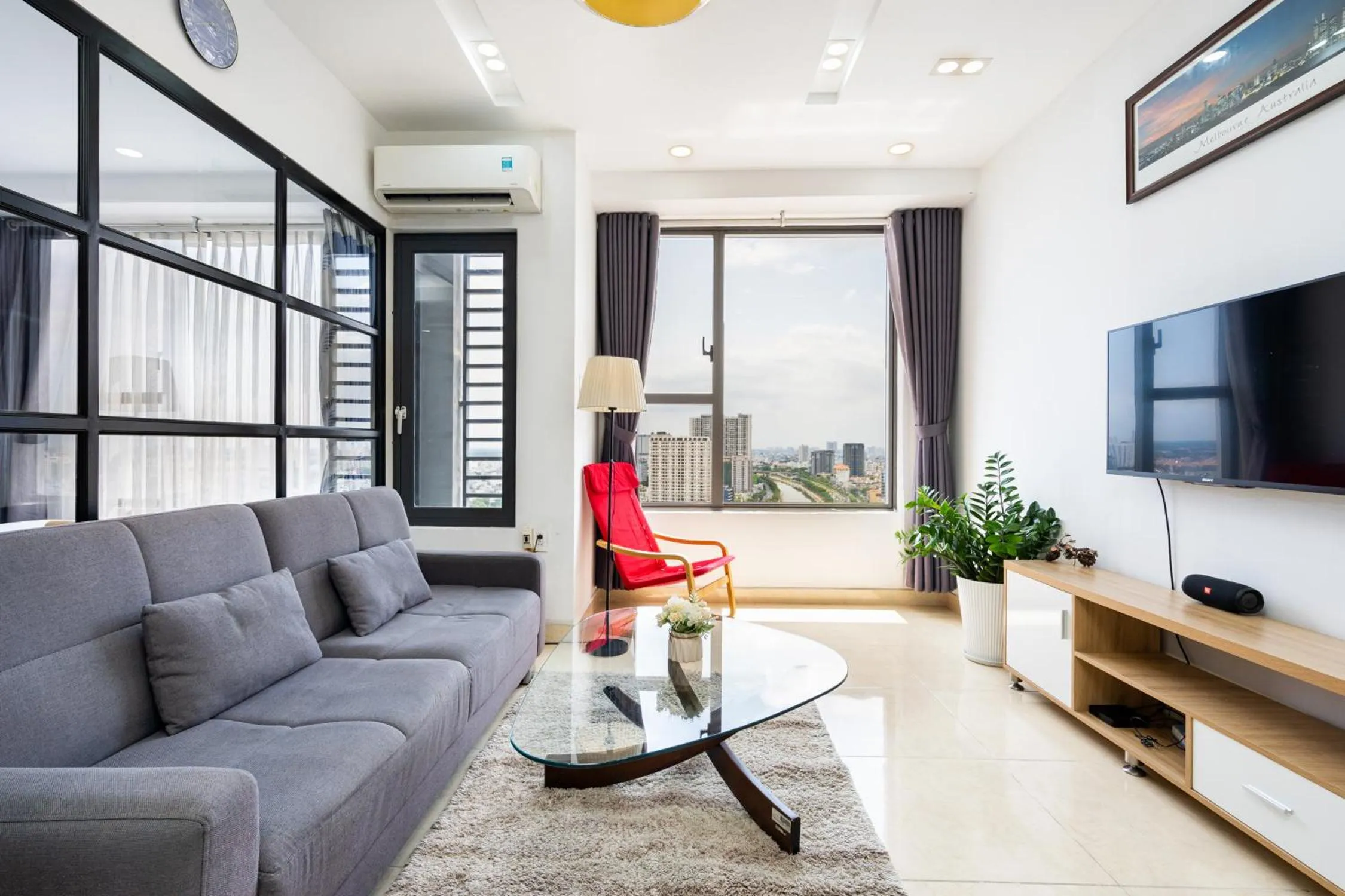 Infinity Pool Signature - Saigon Rivergate