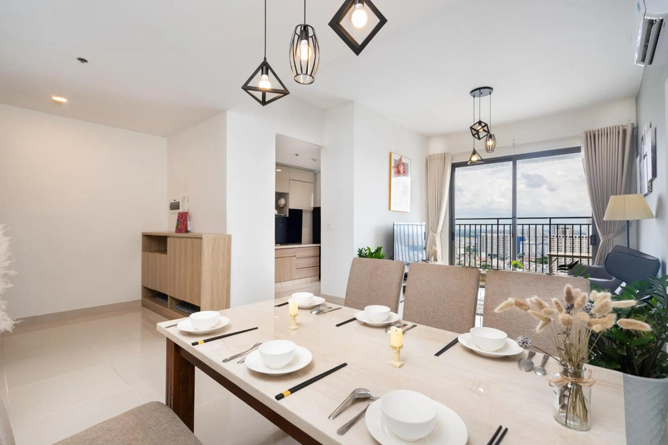 Infinity Pool Signature - Saigon Rivergate