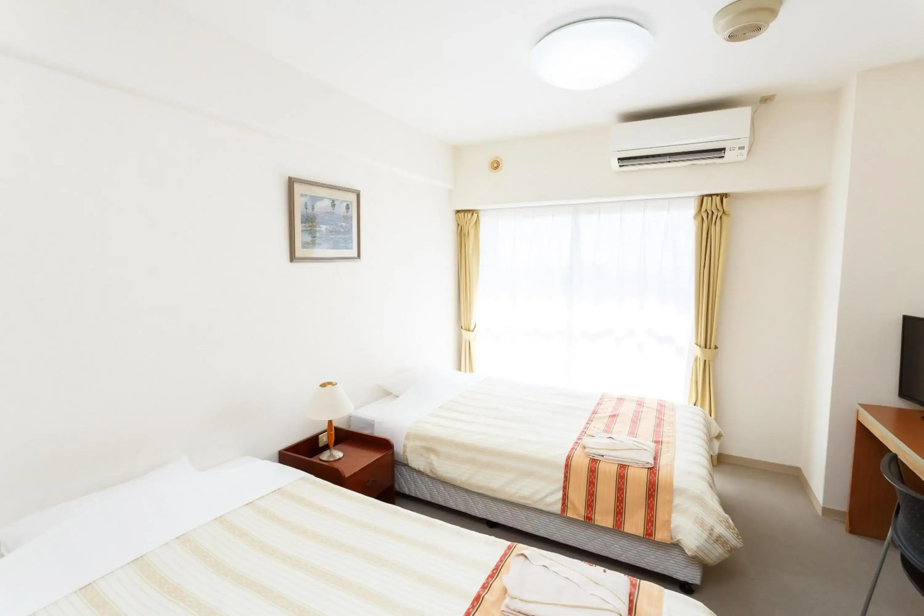 Twin Room - Smoking in Hotel Peace Island Ishigaki in Yashima Twin Room - Smoking in Hotel Peace Island Ishigaki in Yashima