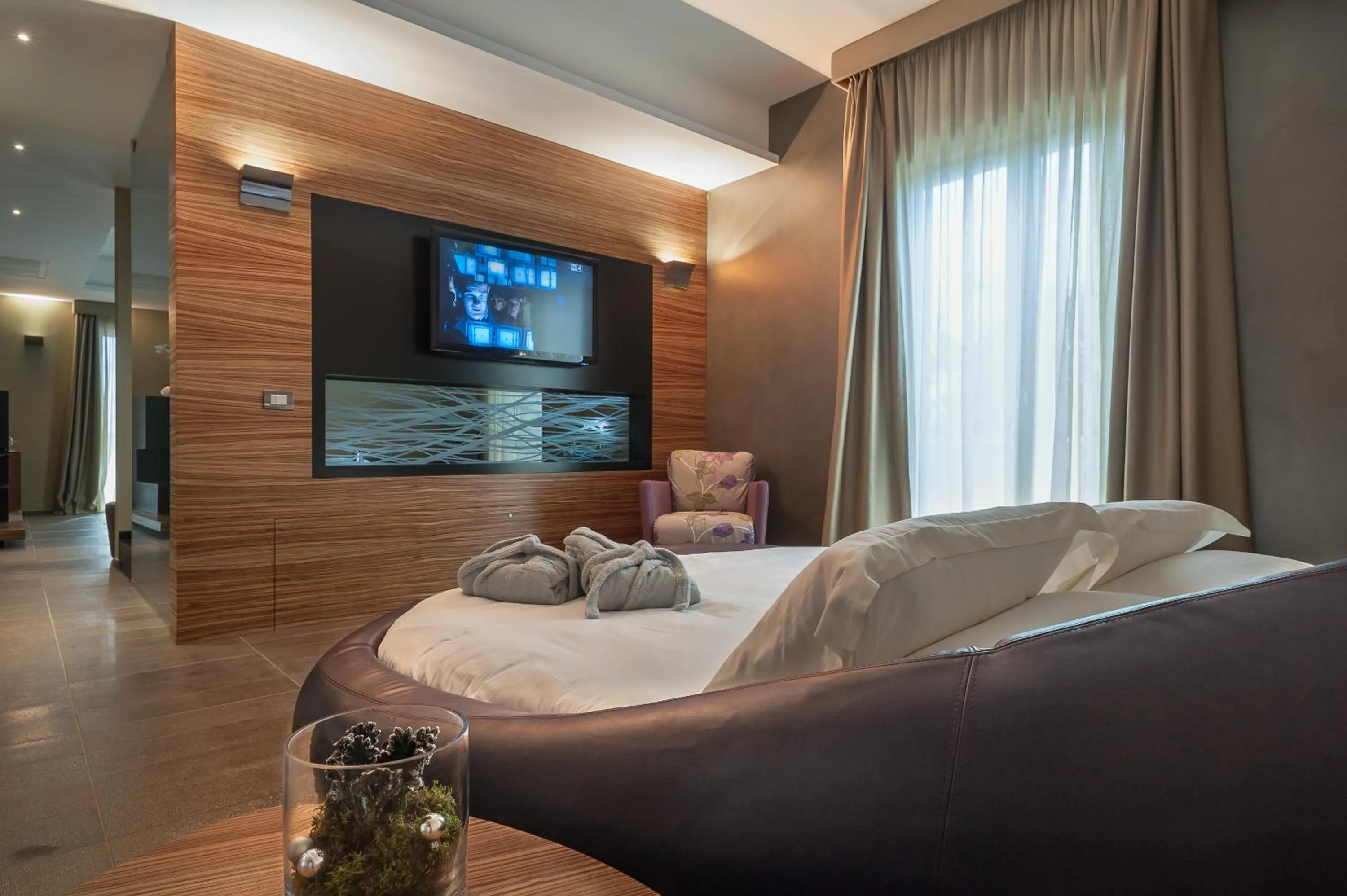 Photo of the whole room, Bed in Le Dune Suite Hotel