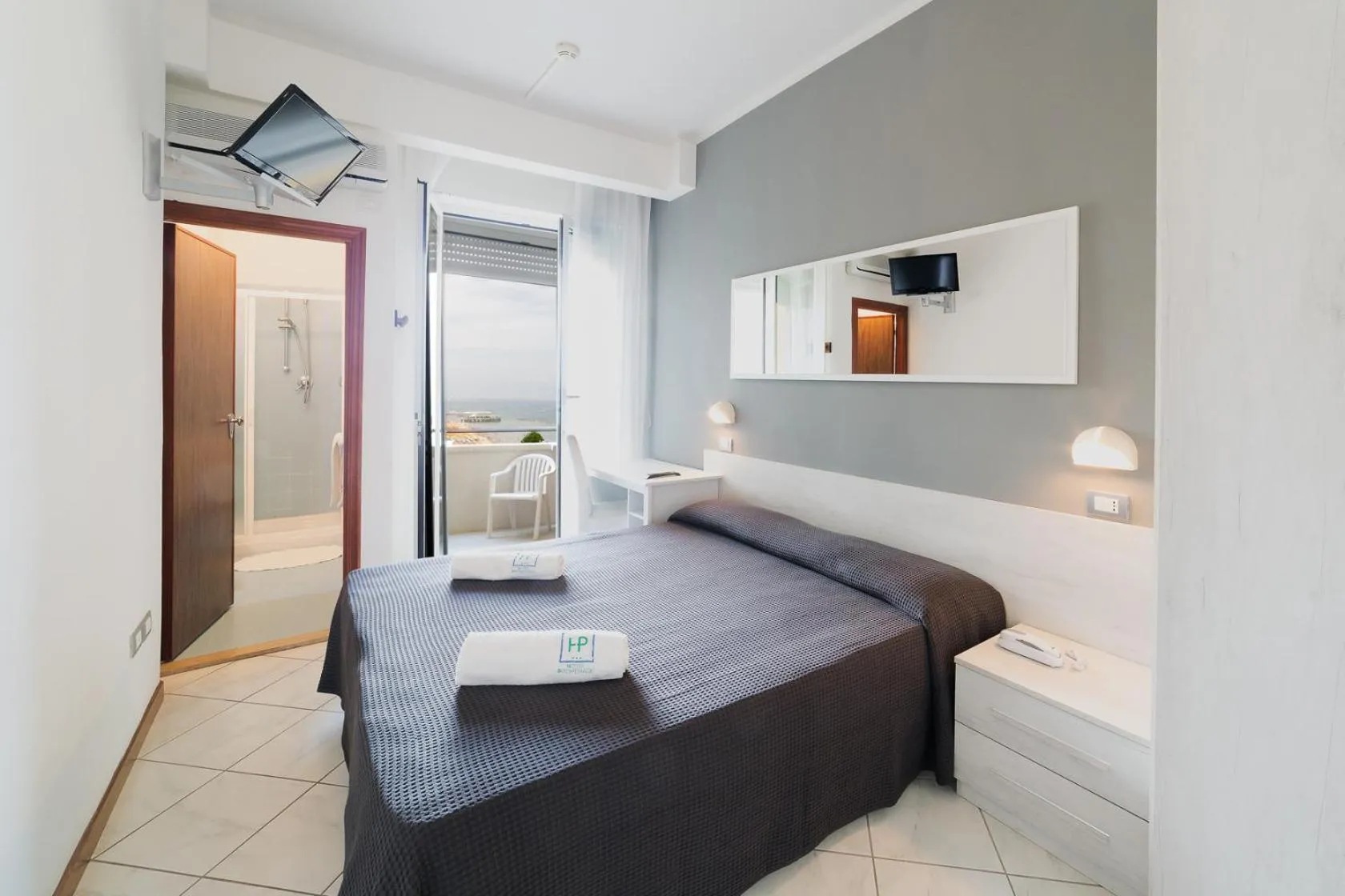 Photo of the whole room, Bed in Hotel Promenade