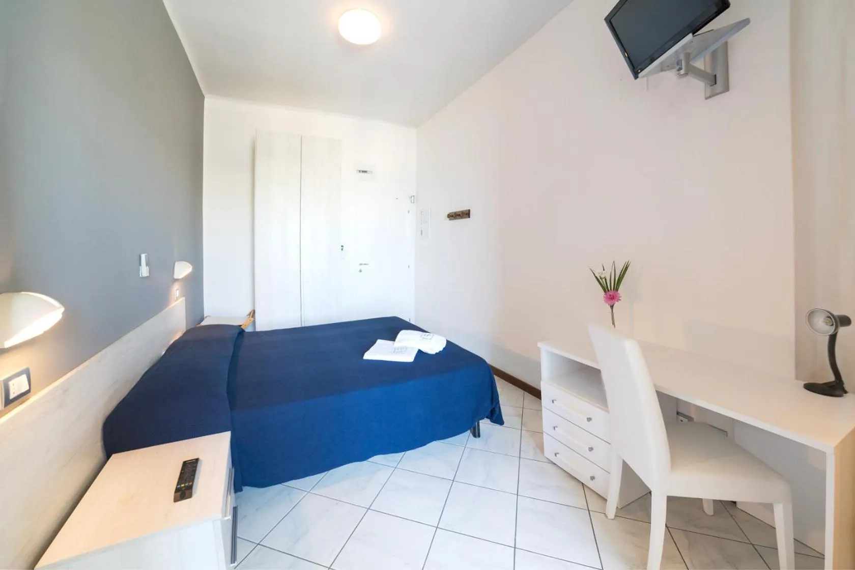 Bed in Hotel Promenade