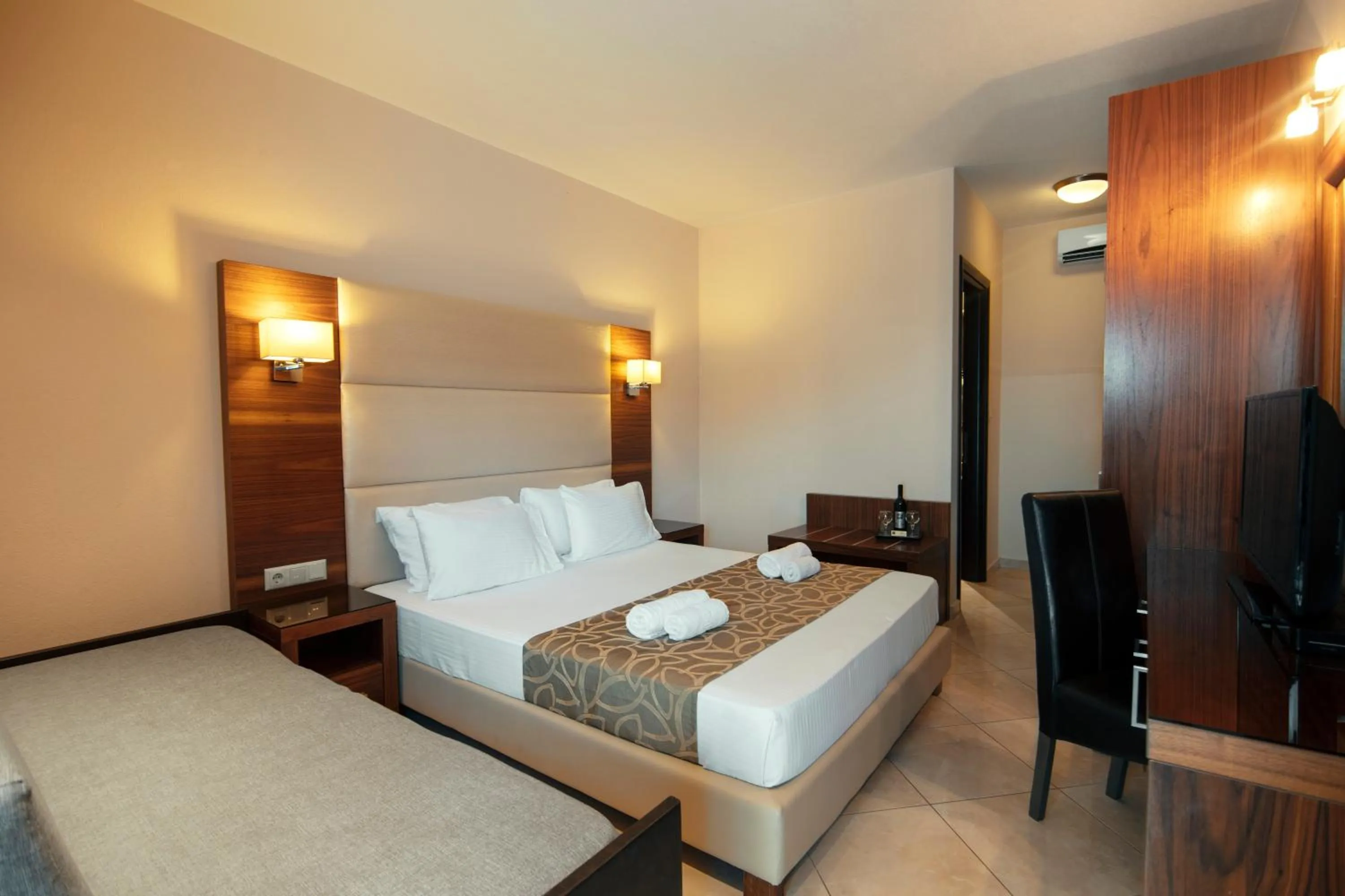 Bed in 4-you Residence