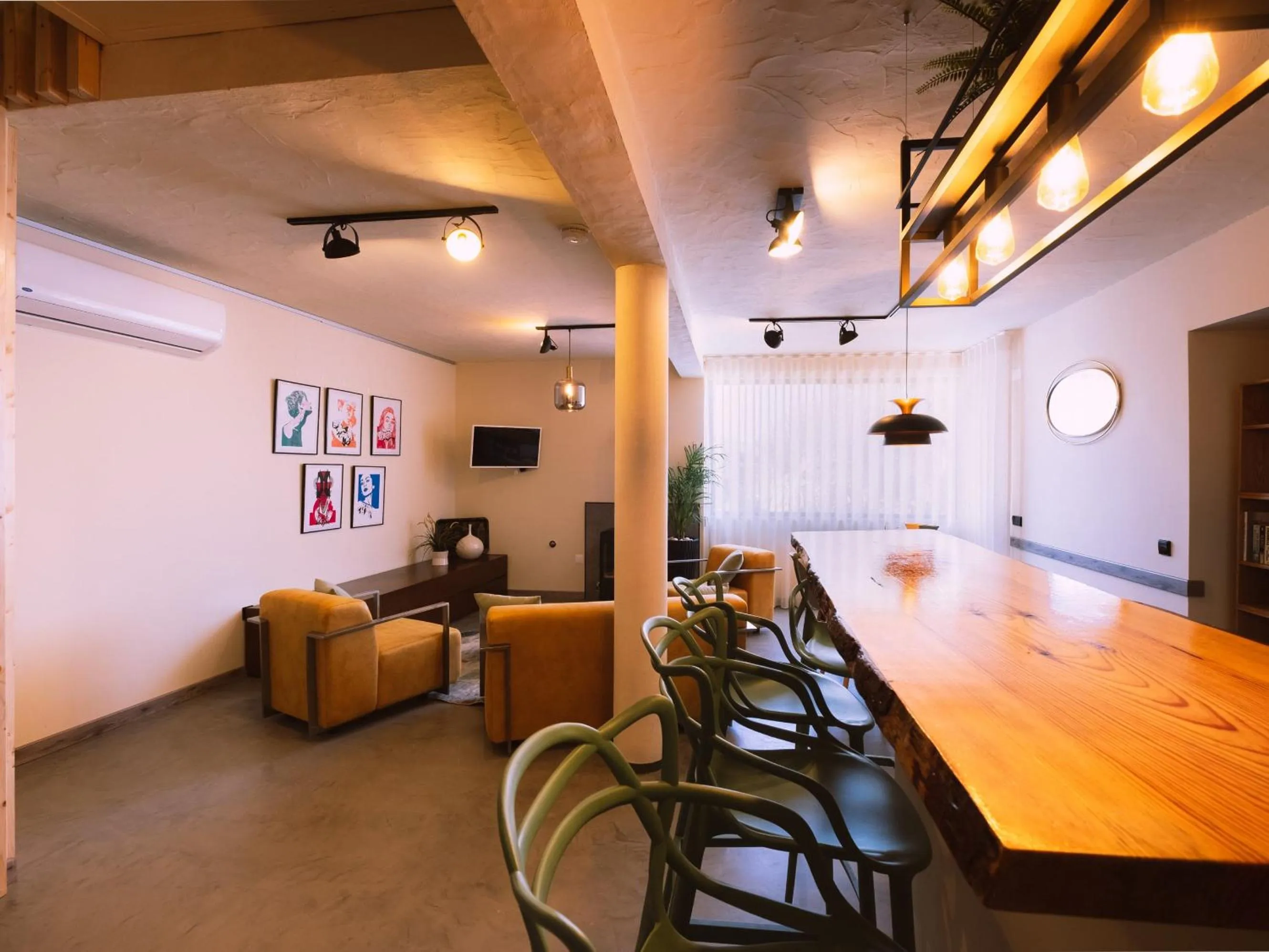 TV and multimedia in Quinta Japonesa