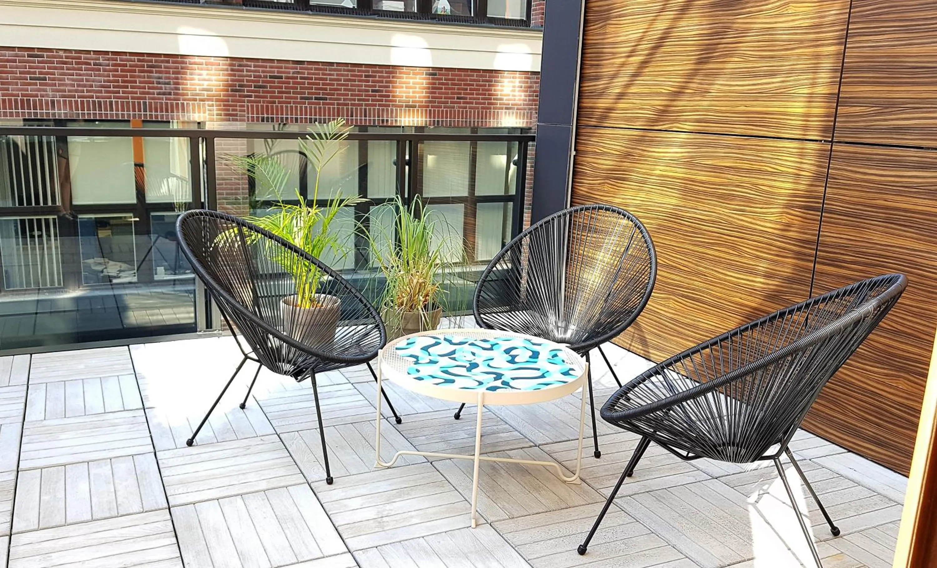 Patio in Aparthotel Pawia Deluxe- 10 min to center