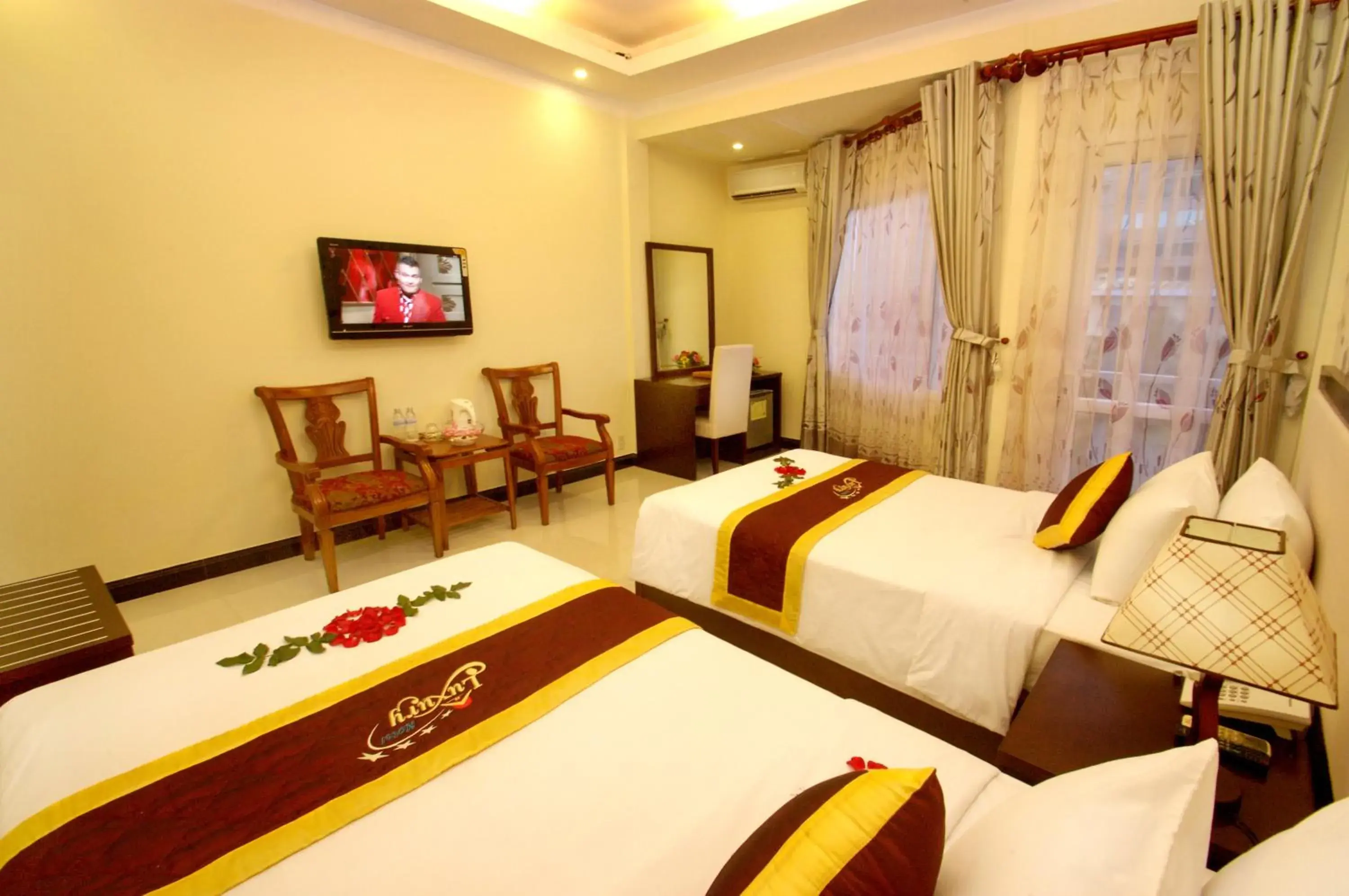 Senior Deluxe Double or Twin Room - single occupancy in Luxury Nha Trang Hotel Senior Deluxe Double or Twin Room - single occupancy in Luxury Nha Trang Hotel