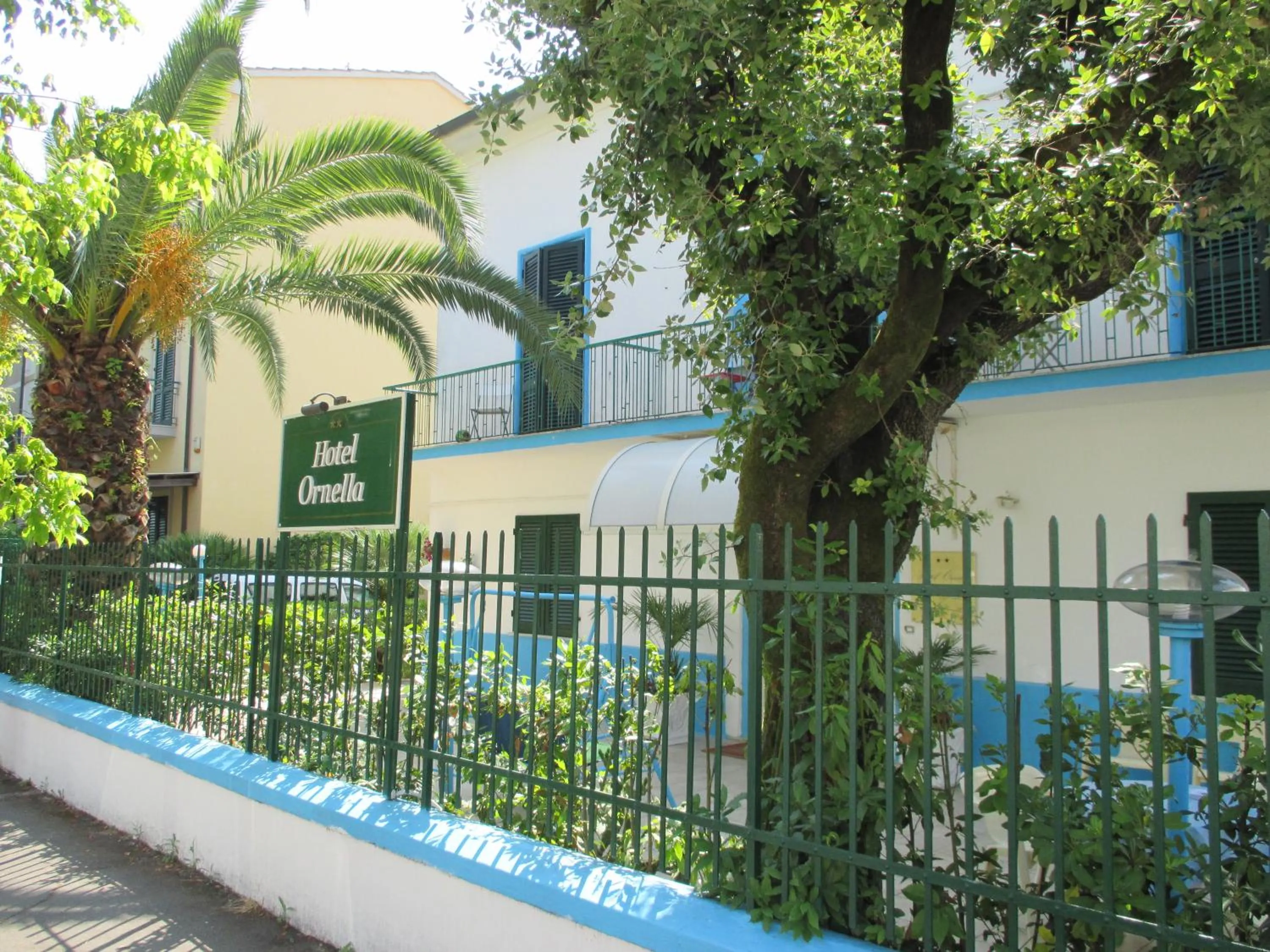 Facade/entrance in Hotel Ornella