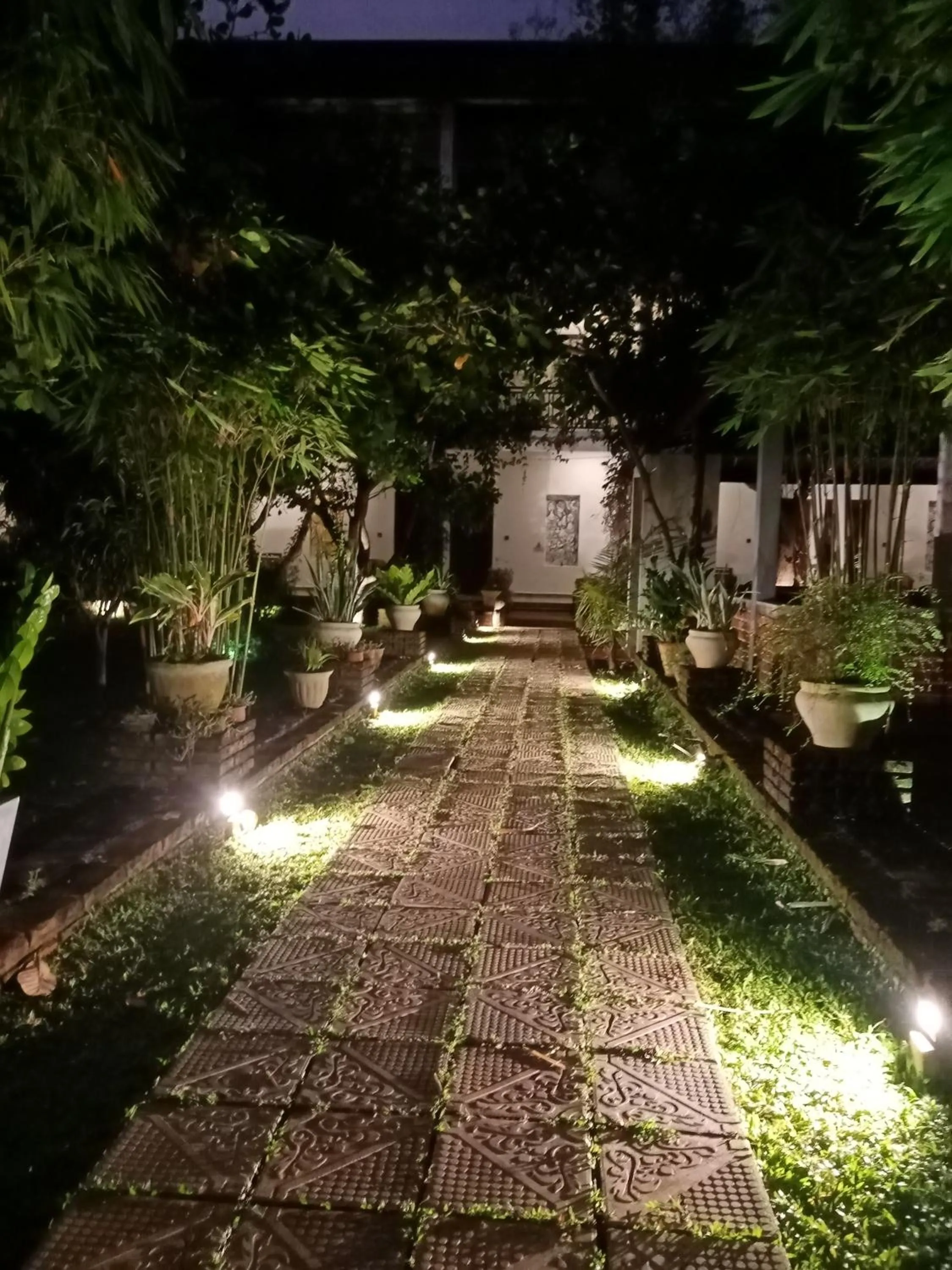 Night in Four Points Resort - Anuradhapura