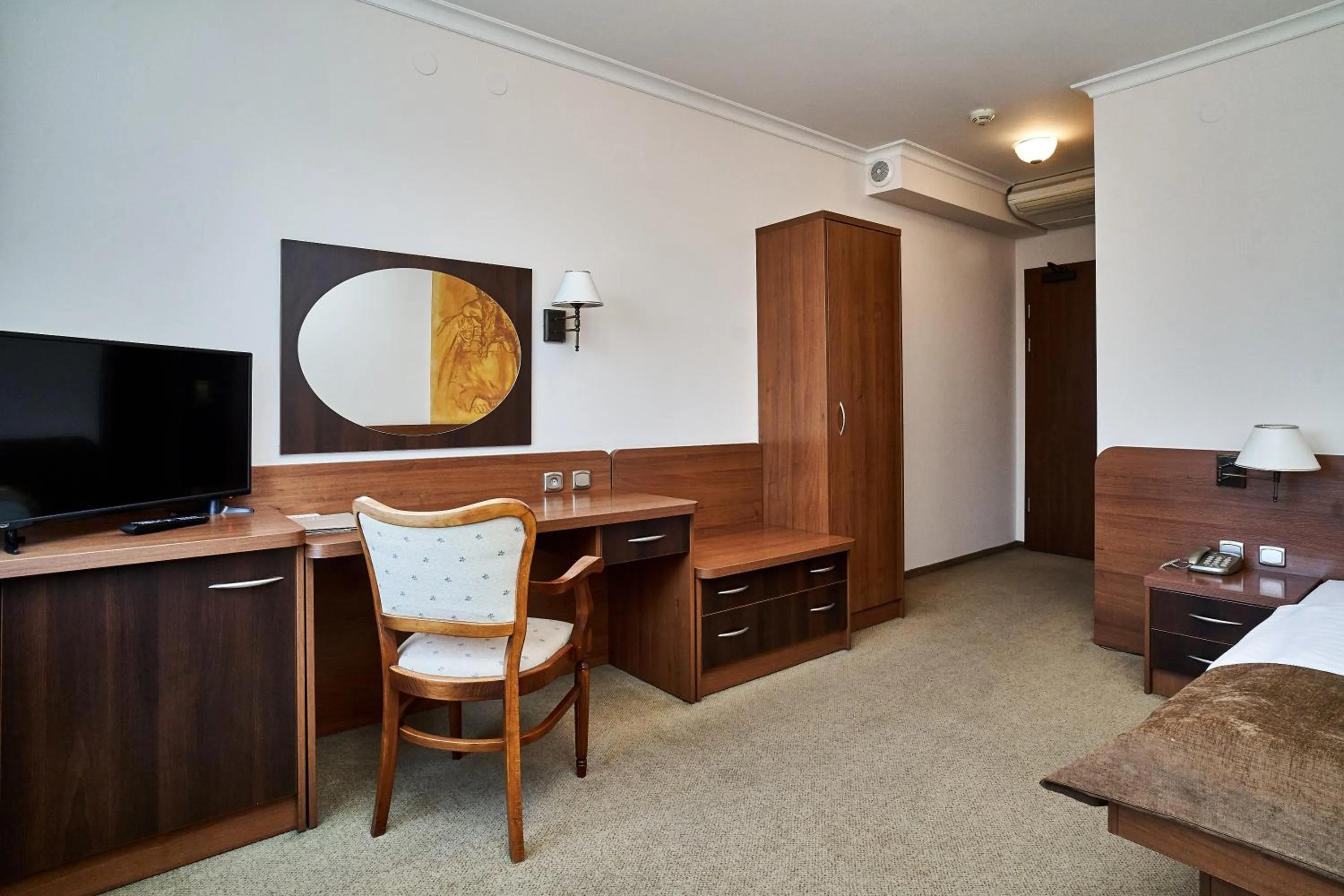 TV and multimedia, Bed in Hotel Stara Poczta