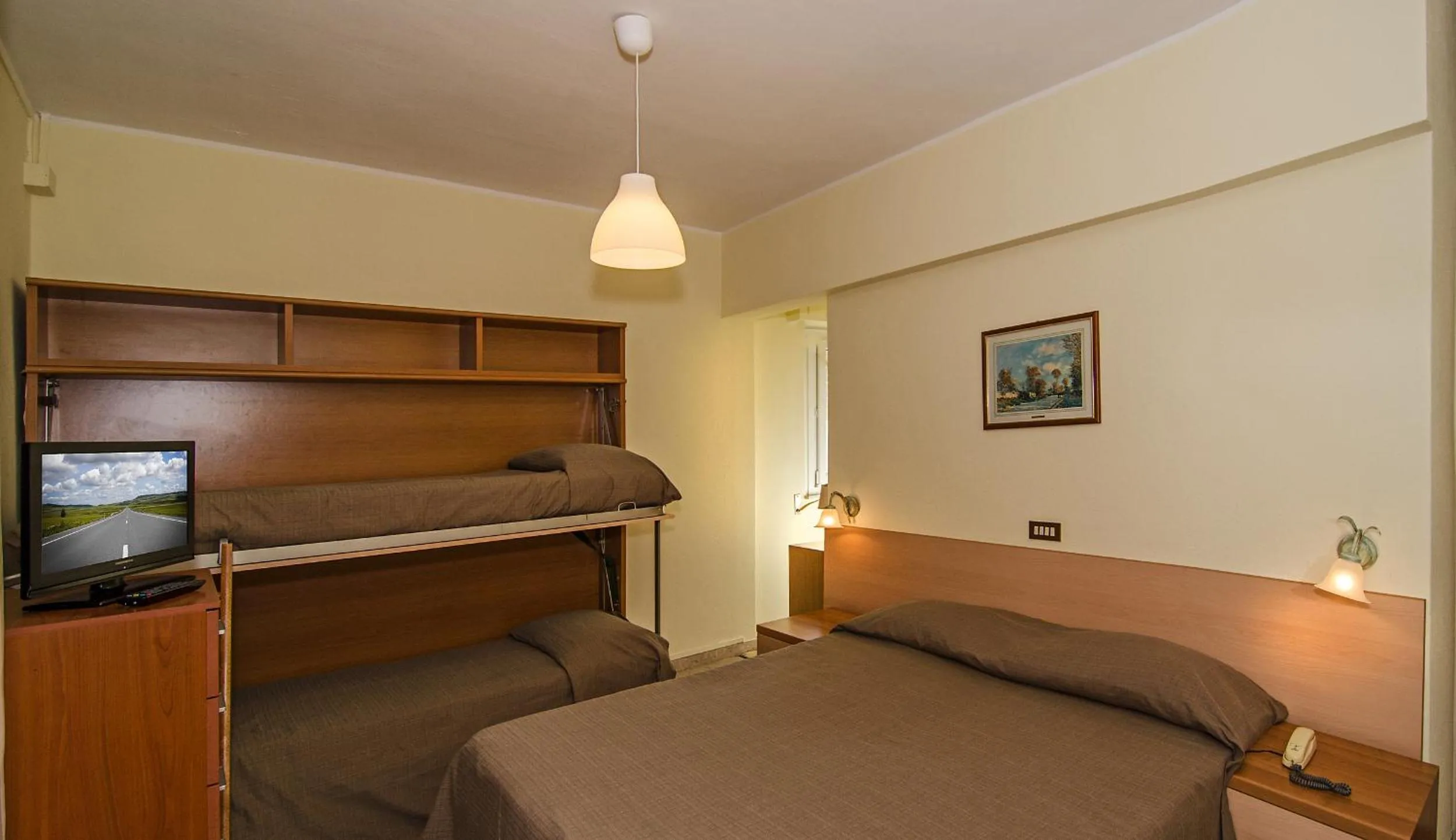 Photo of the whole room in Hotel Laurin