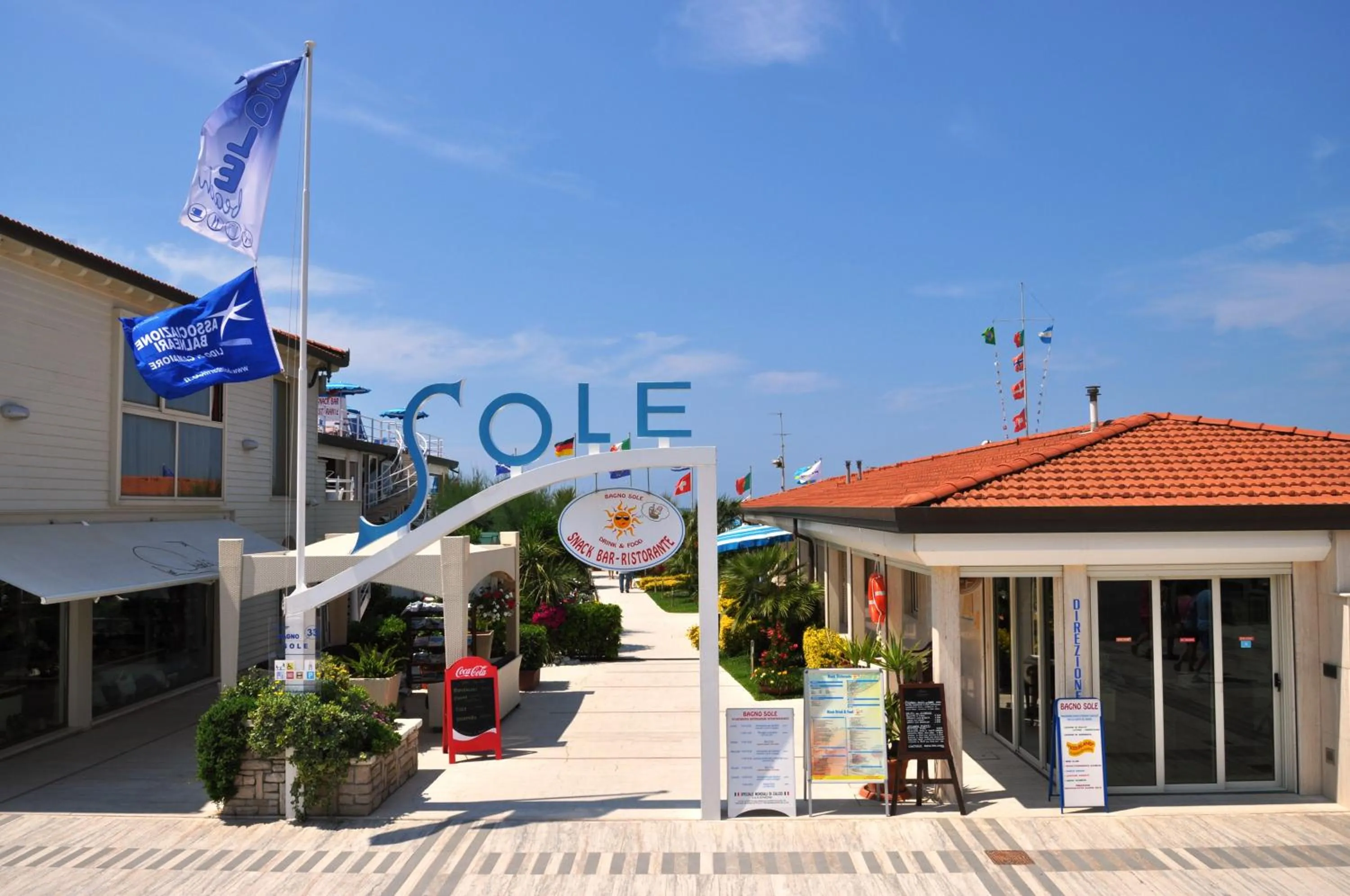Facade/entrance in Hotel Pineta Mare