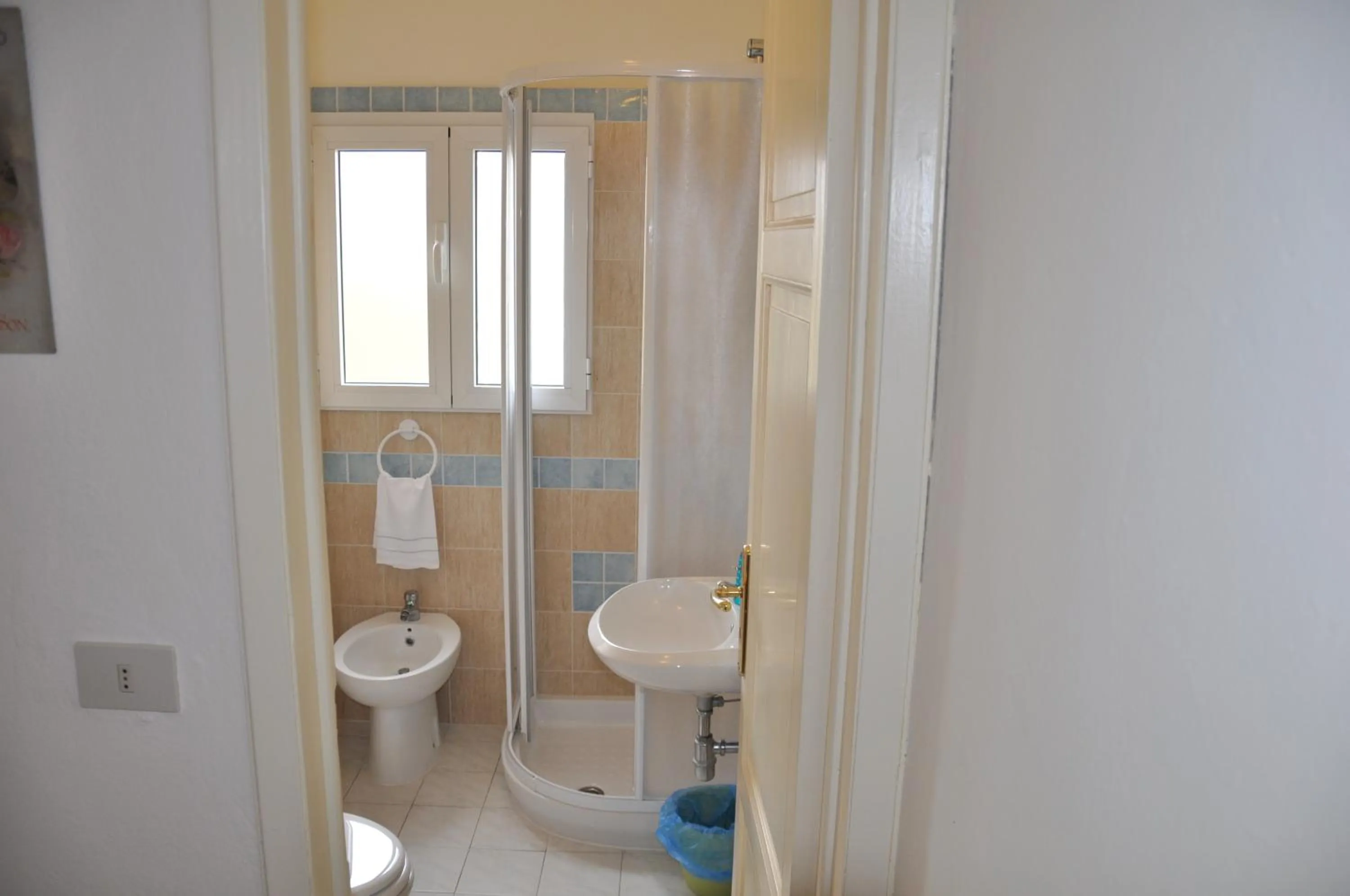 Bathroom in Hotel Verdesolemare