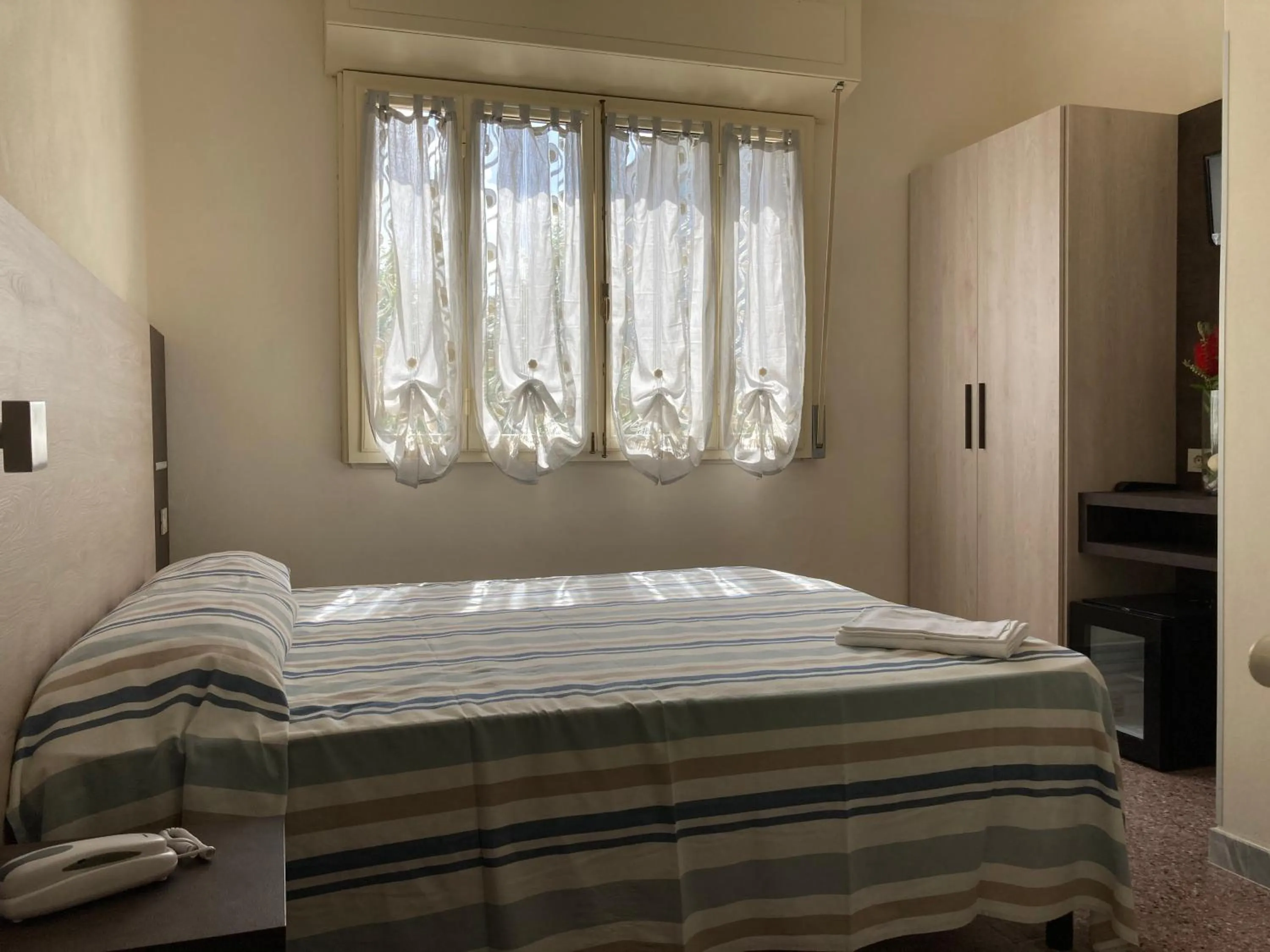 Bed in Hotel Verdesolemare