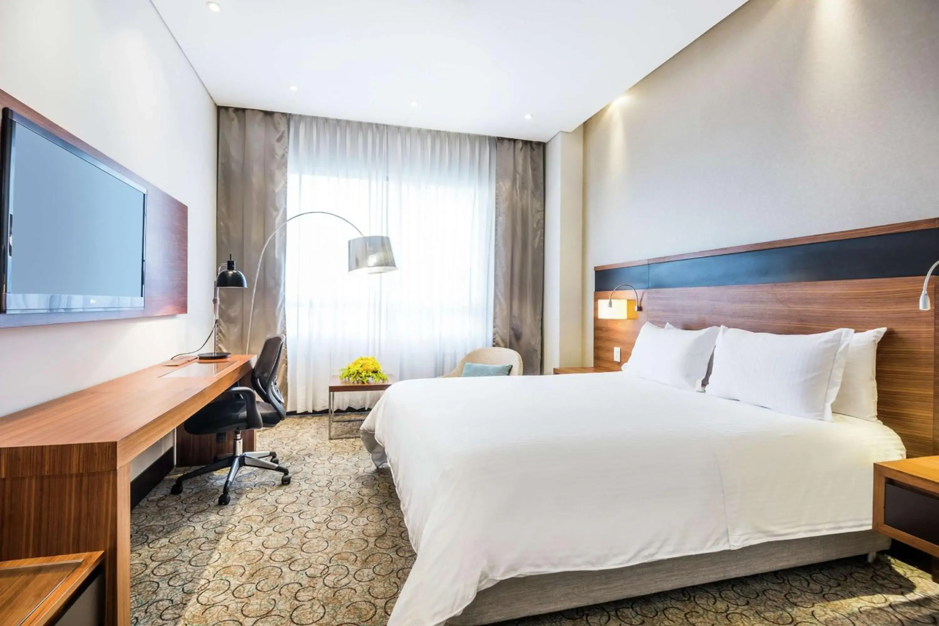 Queen Room in DoubleTree by Hilton Bogota Parque 93 Queen Room in DoubleTree by Hilton Bogota Parque 93