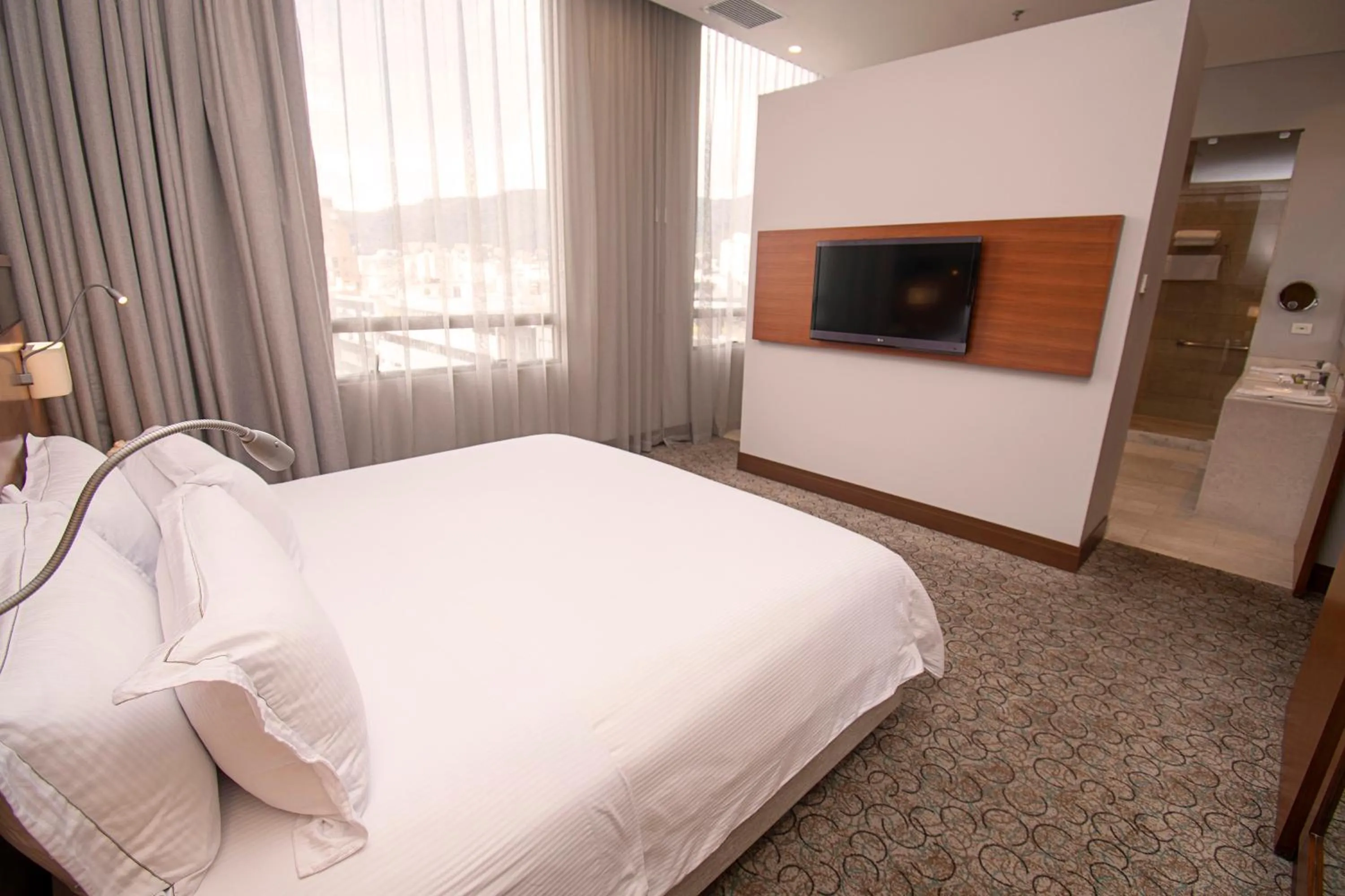 Bed in DoubleTree by Hilton Bogota Parque 93