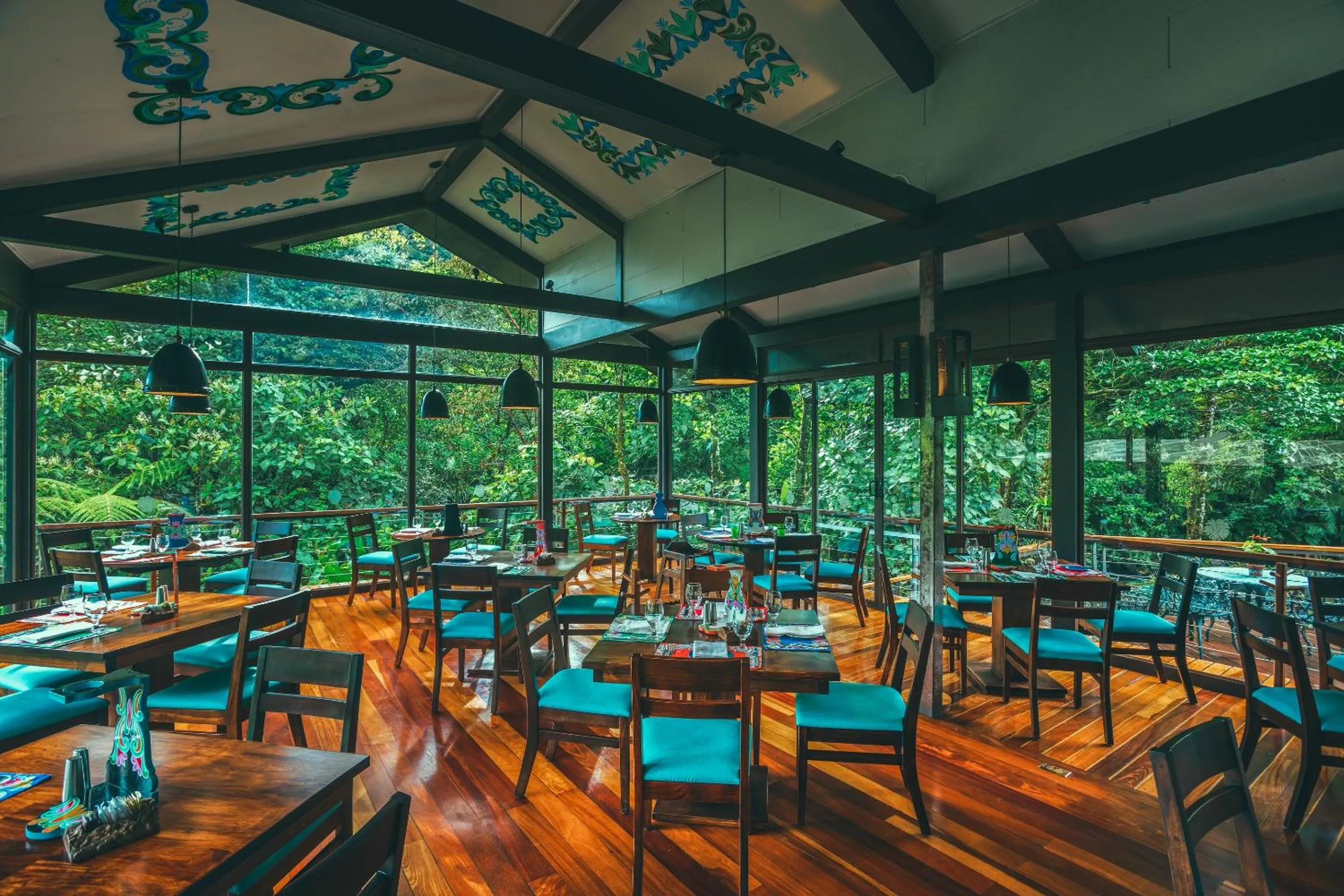 Restaurant/places to eat in El Silencio Lodge & Spa Costa Rica
