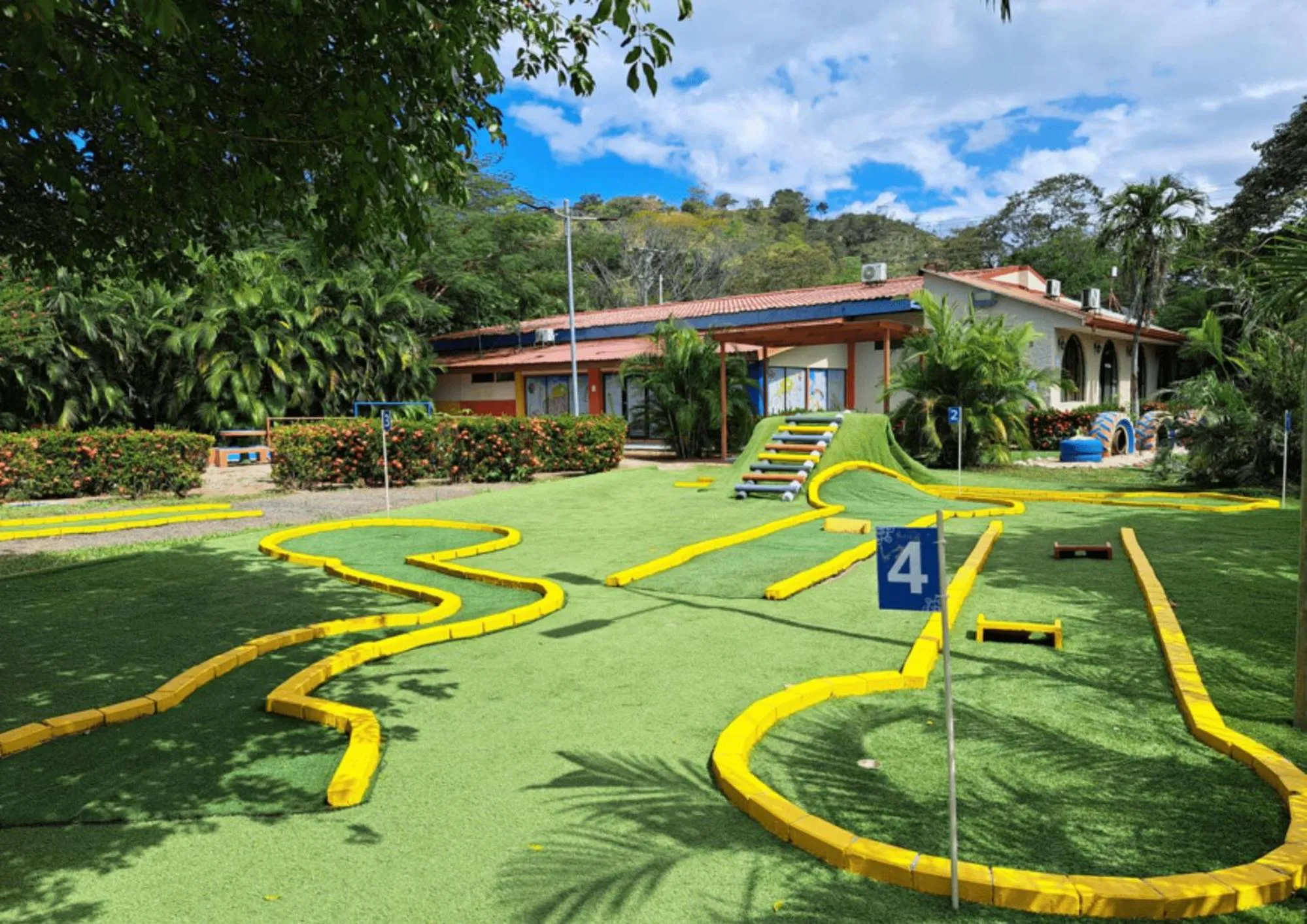 Children play ground in Nacazcol Hotel y Villas