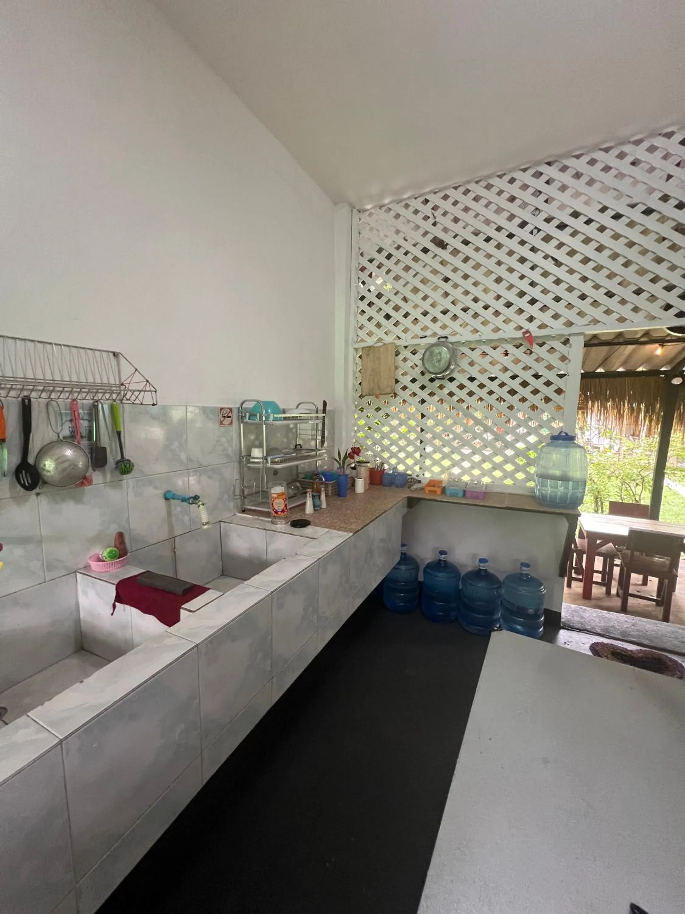 Kitchen or kitchenette, Bed in Tropical Paradise Leelawadee Resort