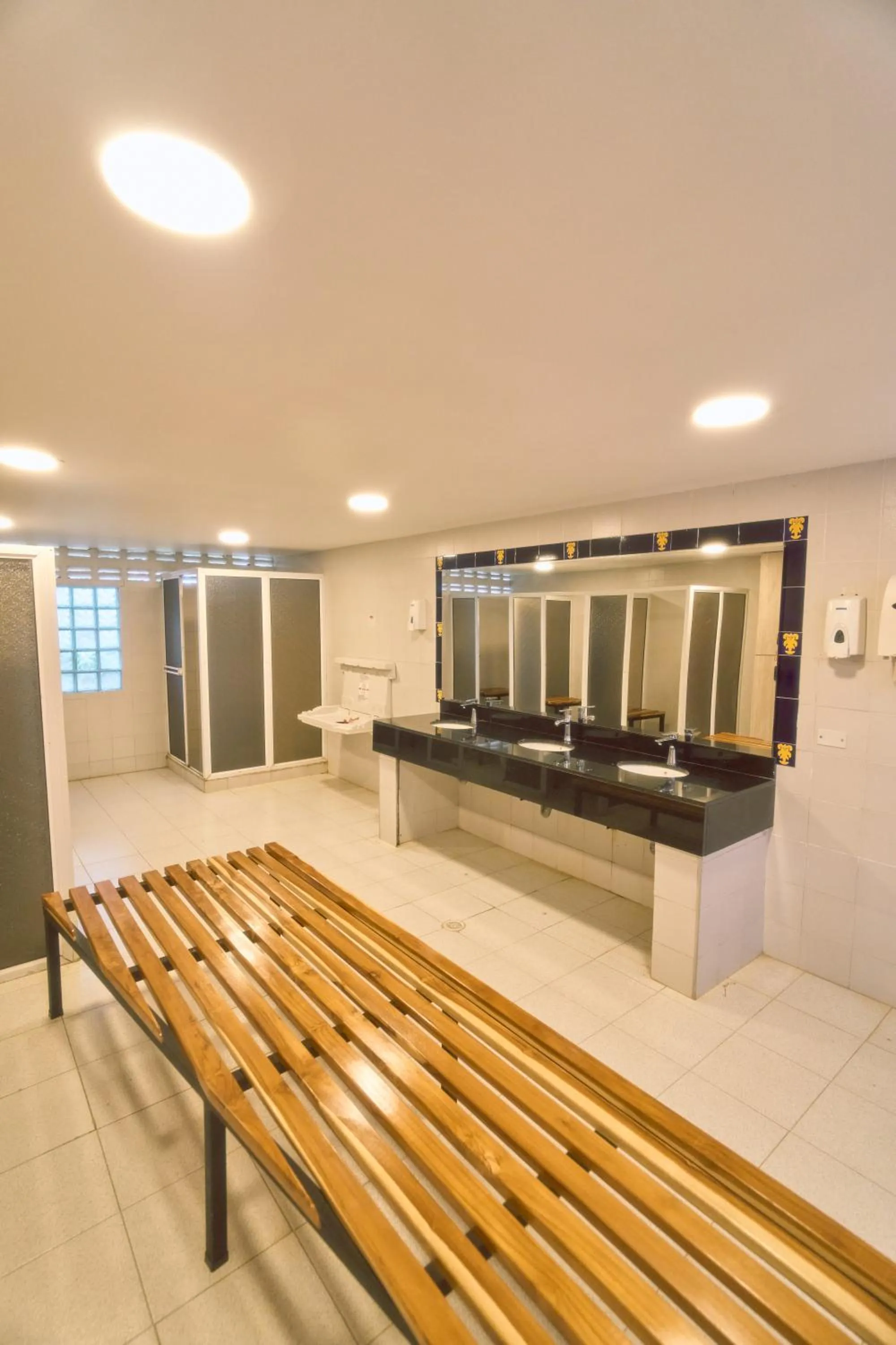 Public Bath in Hotel Quimbaya