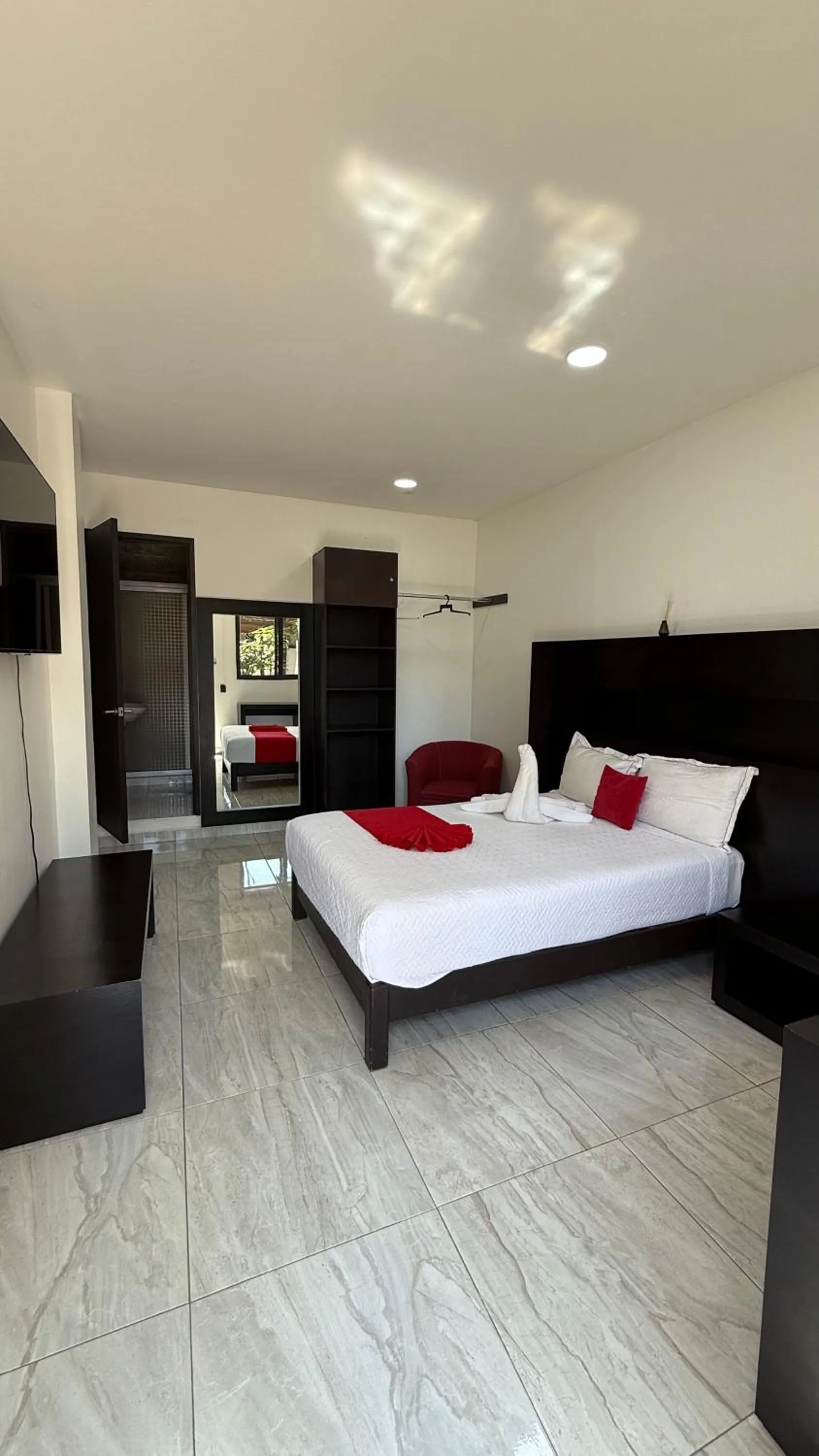 Bed in Hotel Villa Pralaya