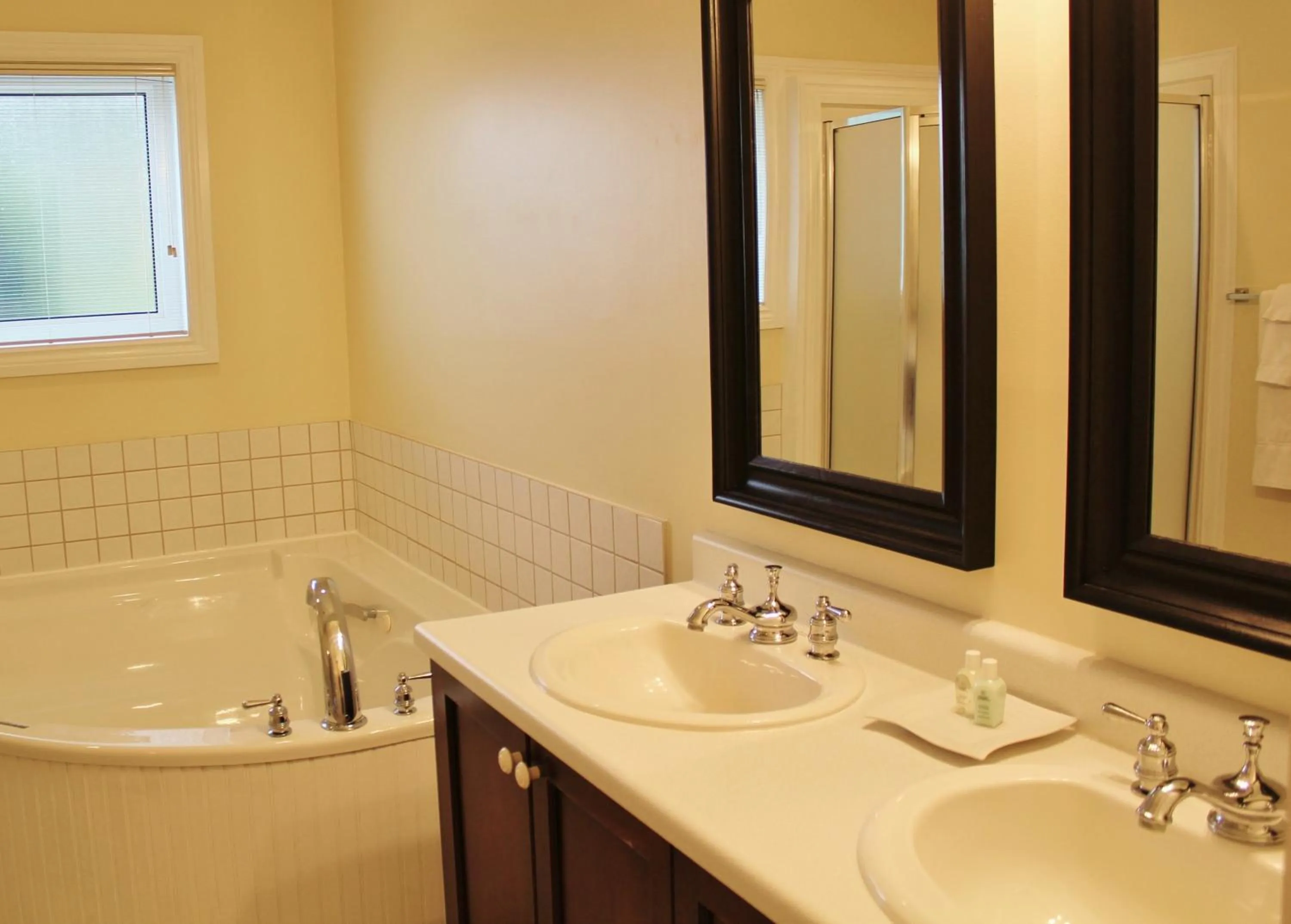 Bath in Highlands Four Season Resort