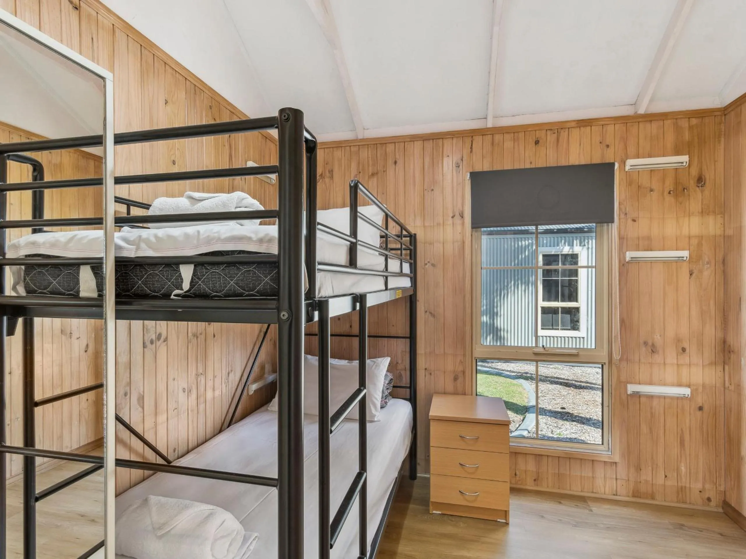 Bed in Batemans Bay Marina Resort