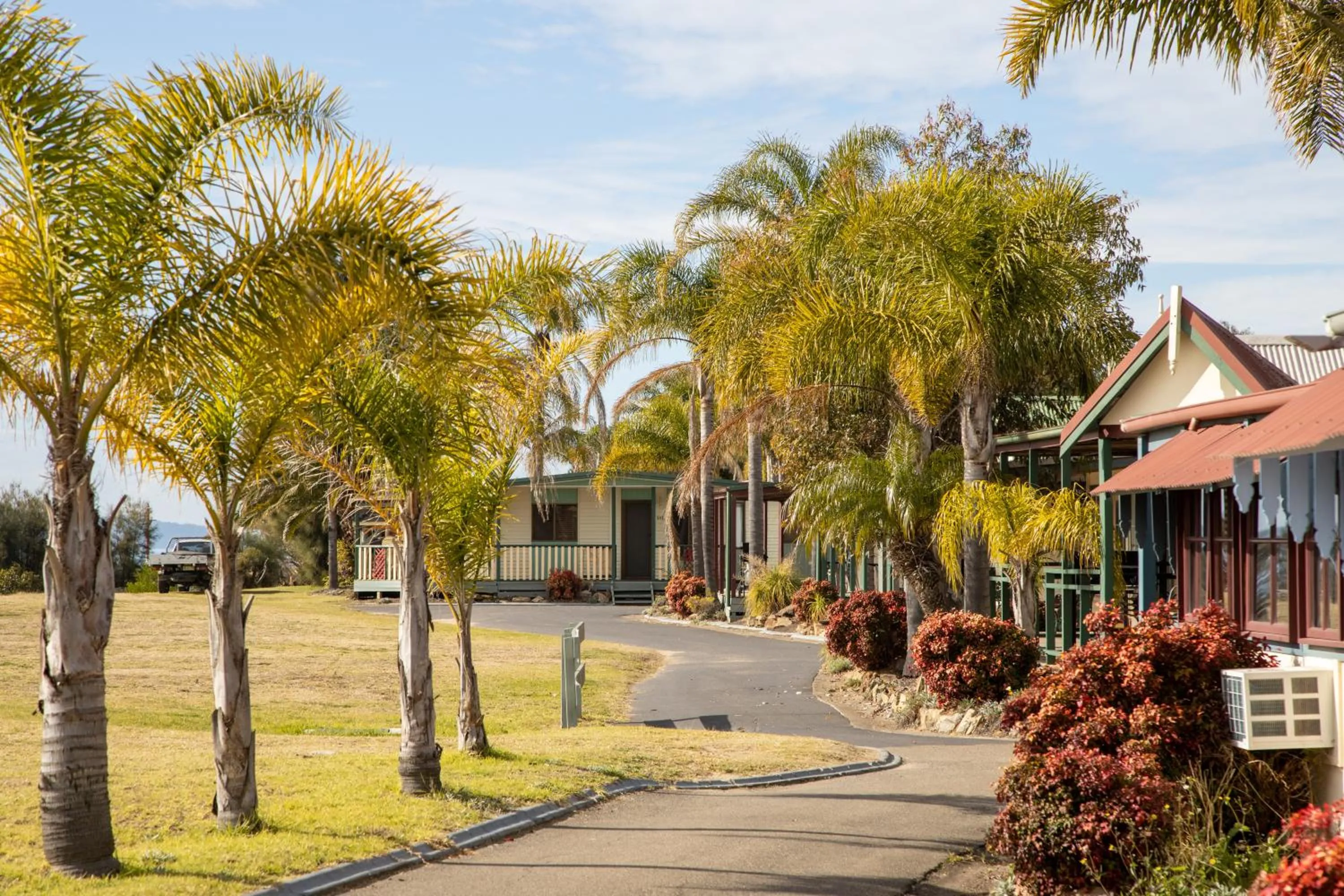 Property building in Batemans Bay Marina Resort