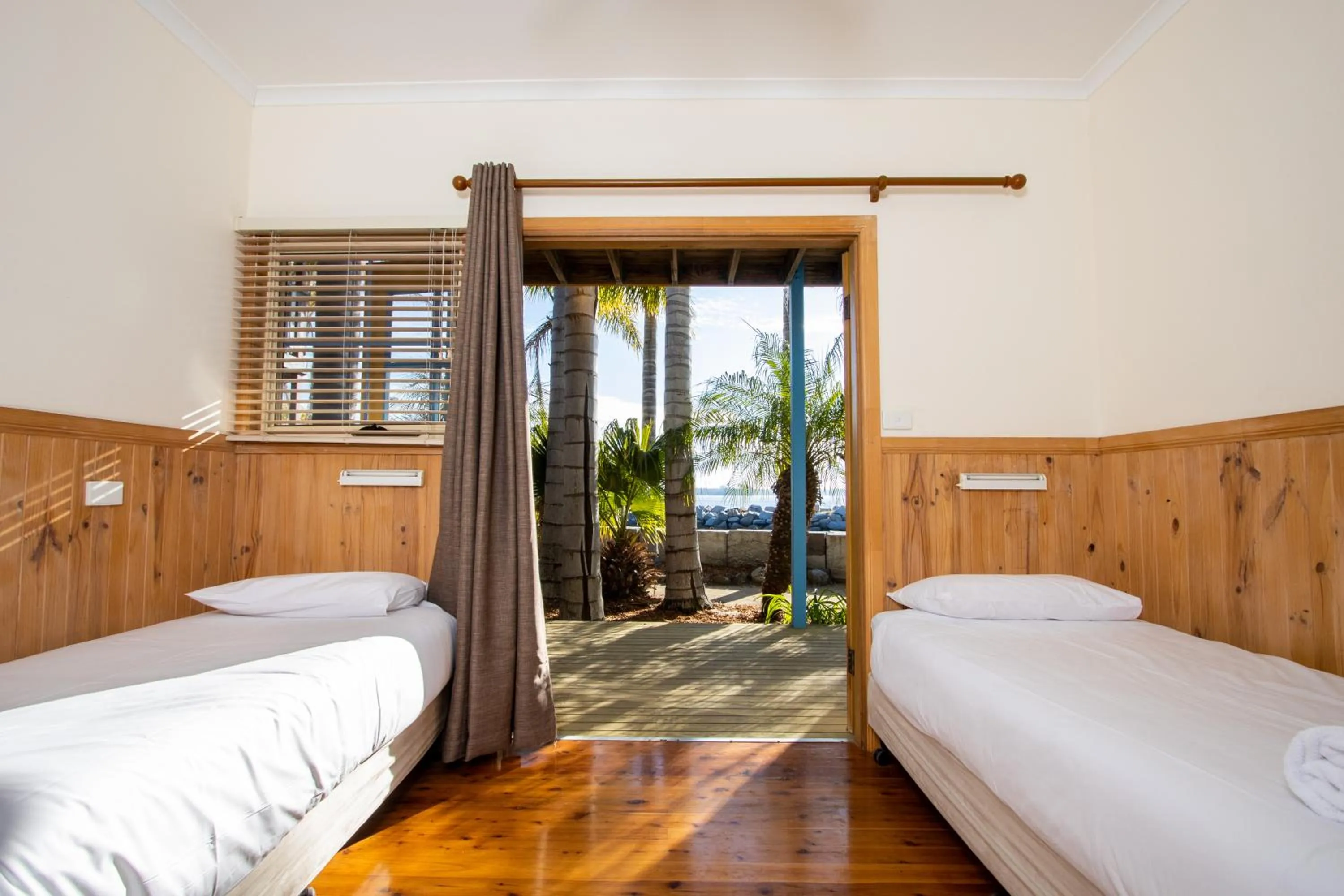 Bed in Batemans Bay Marina Resort