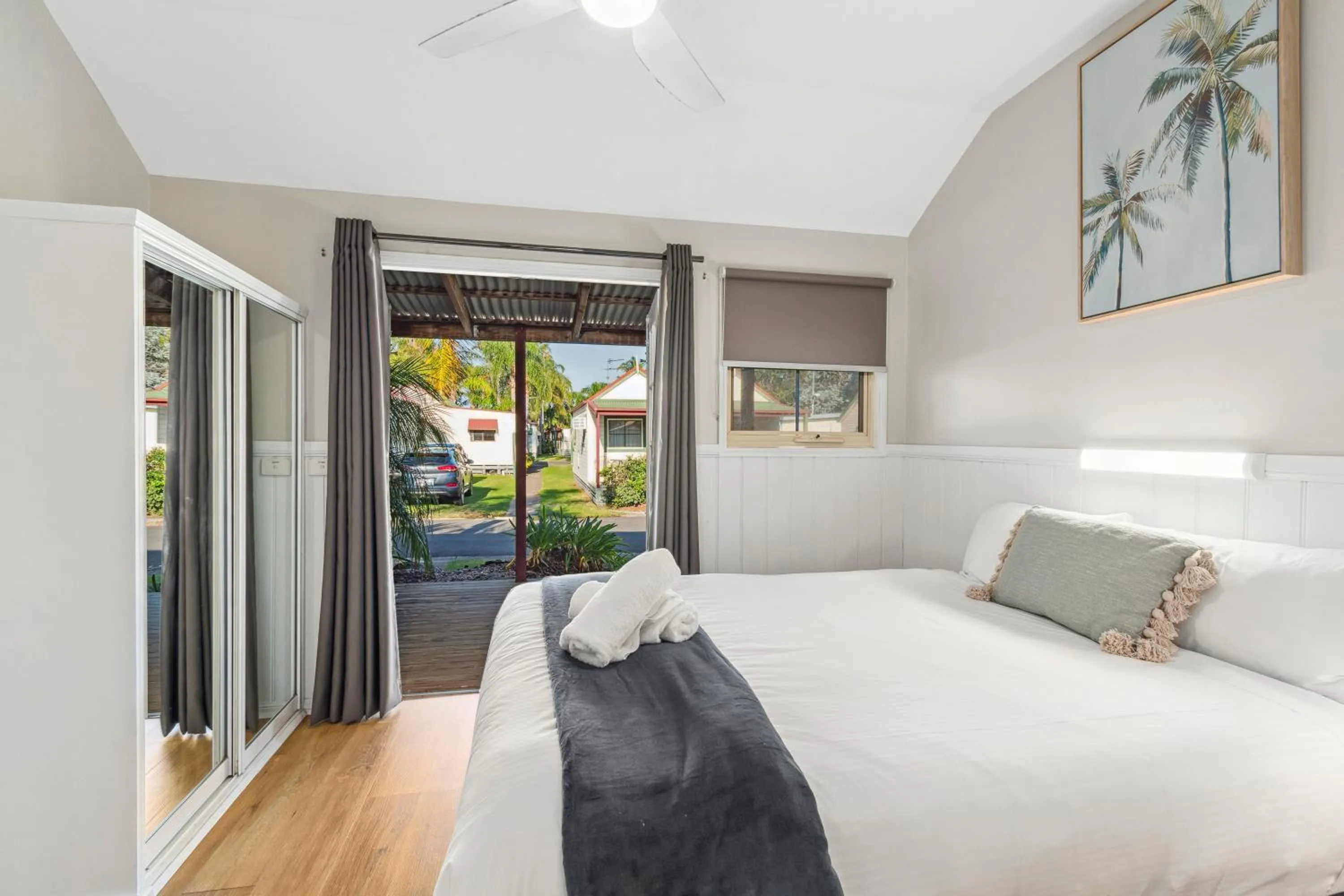 Bed in Batemans Bay Marina Resort