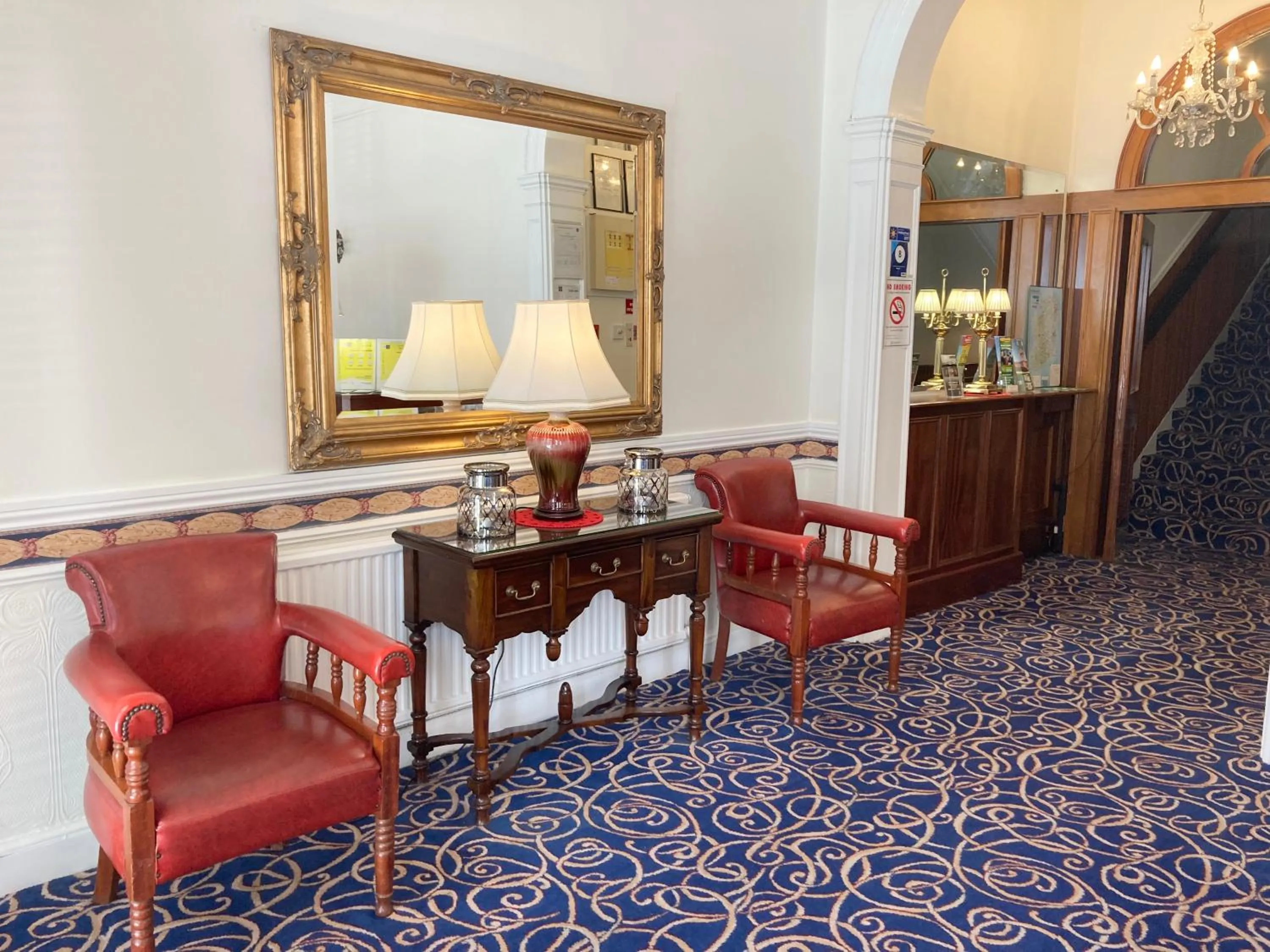 Lobby or reception in Dergvale Hotel