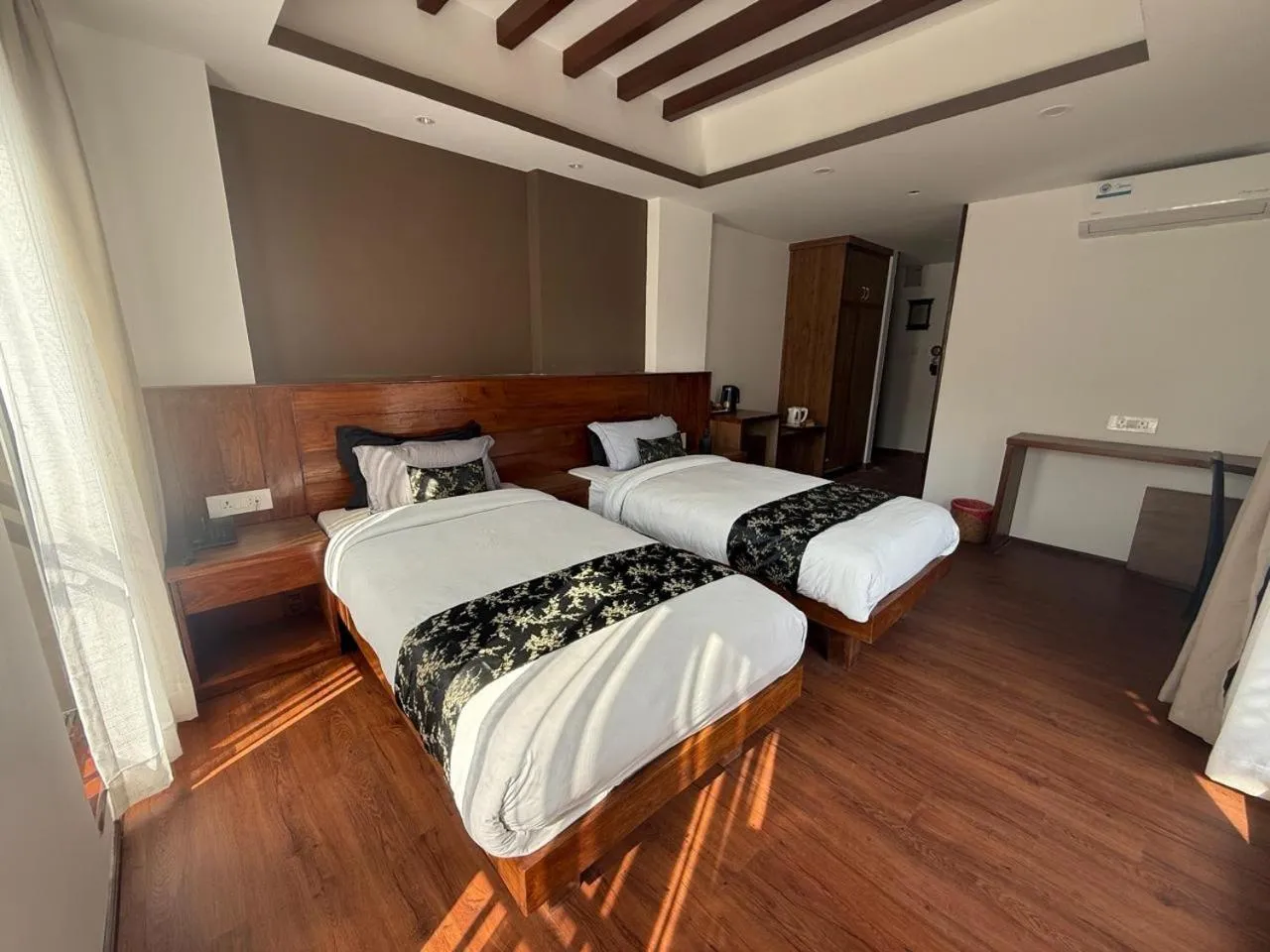 Bedroom, Bed in Ambassador Garden Home