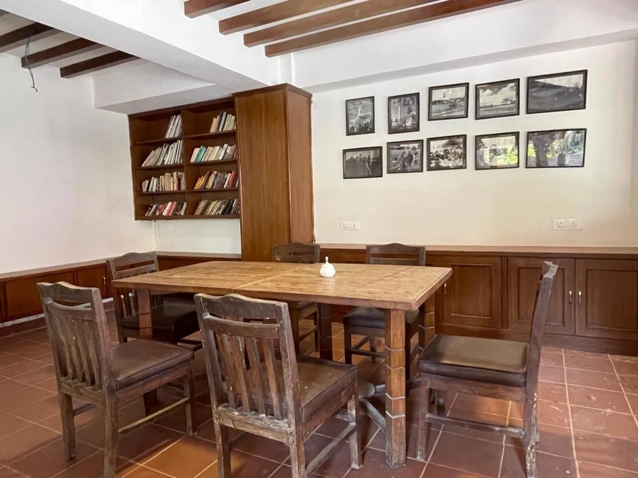 Library in Ambassador Garden Home