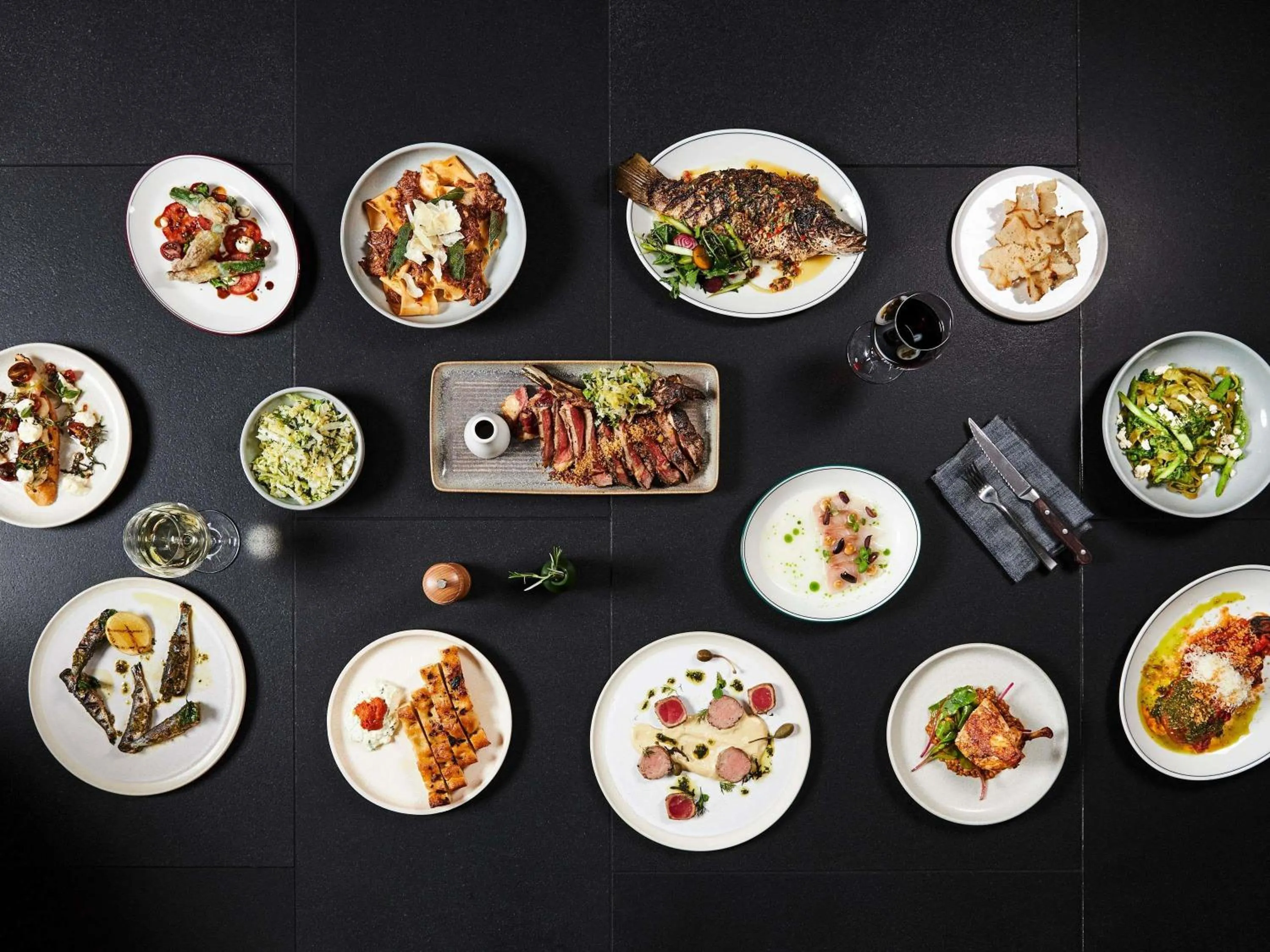 Restaurant/places to eat in Novotel Melbourne Central