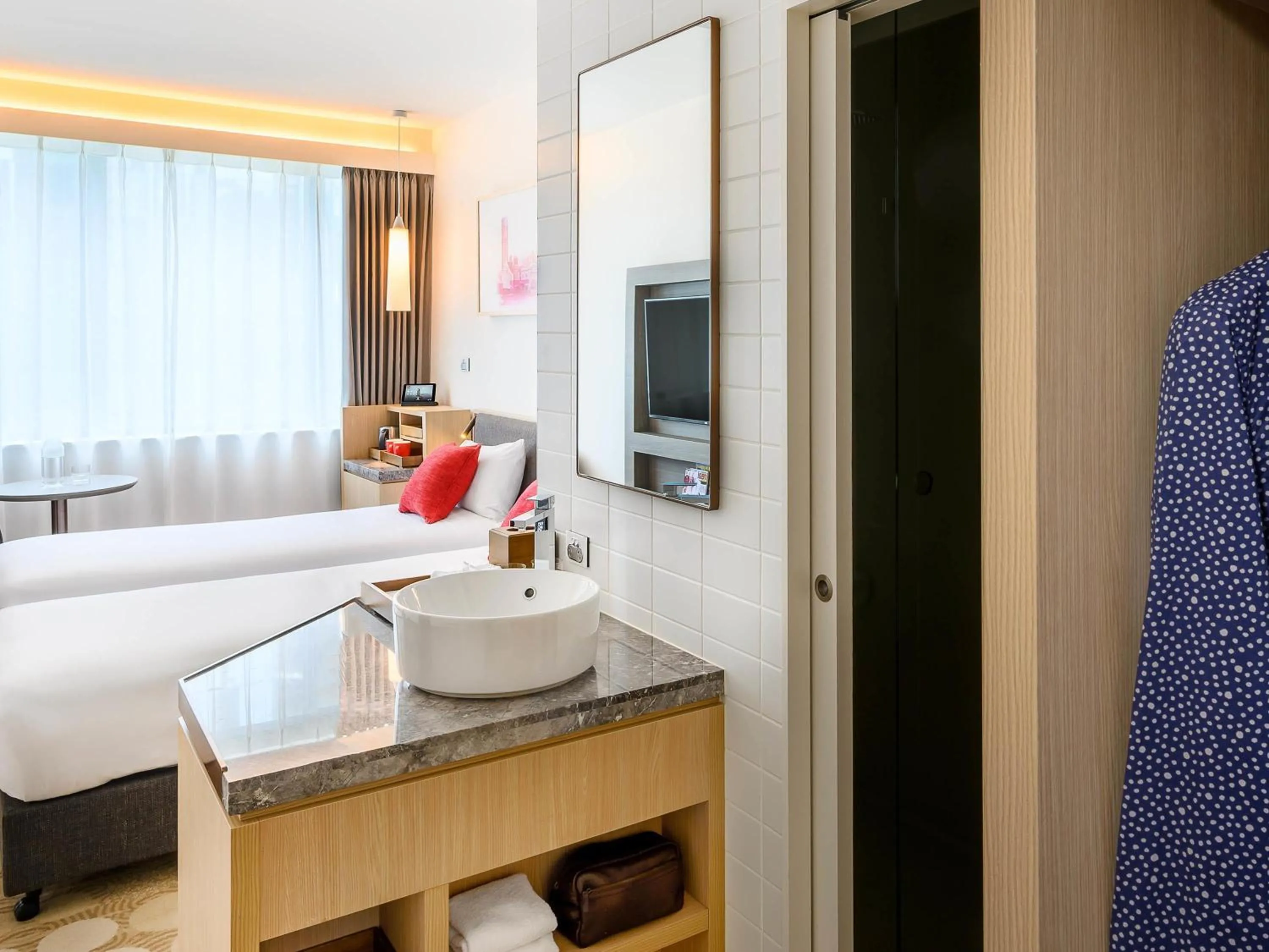 Bedroom, Bed in ibis Melbourne Central