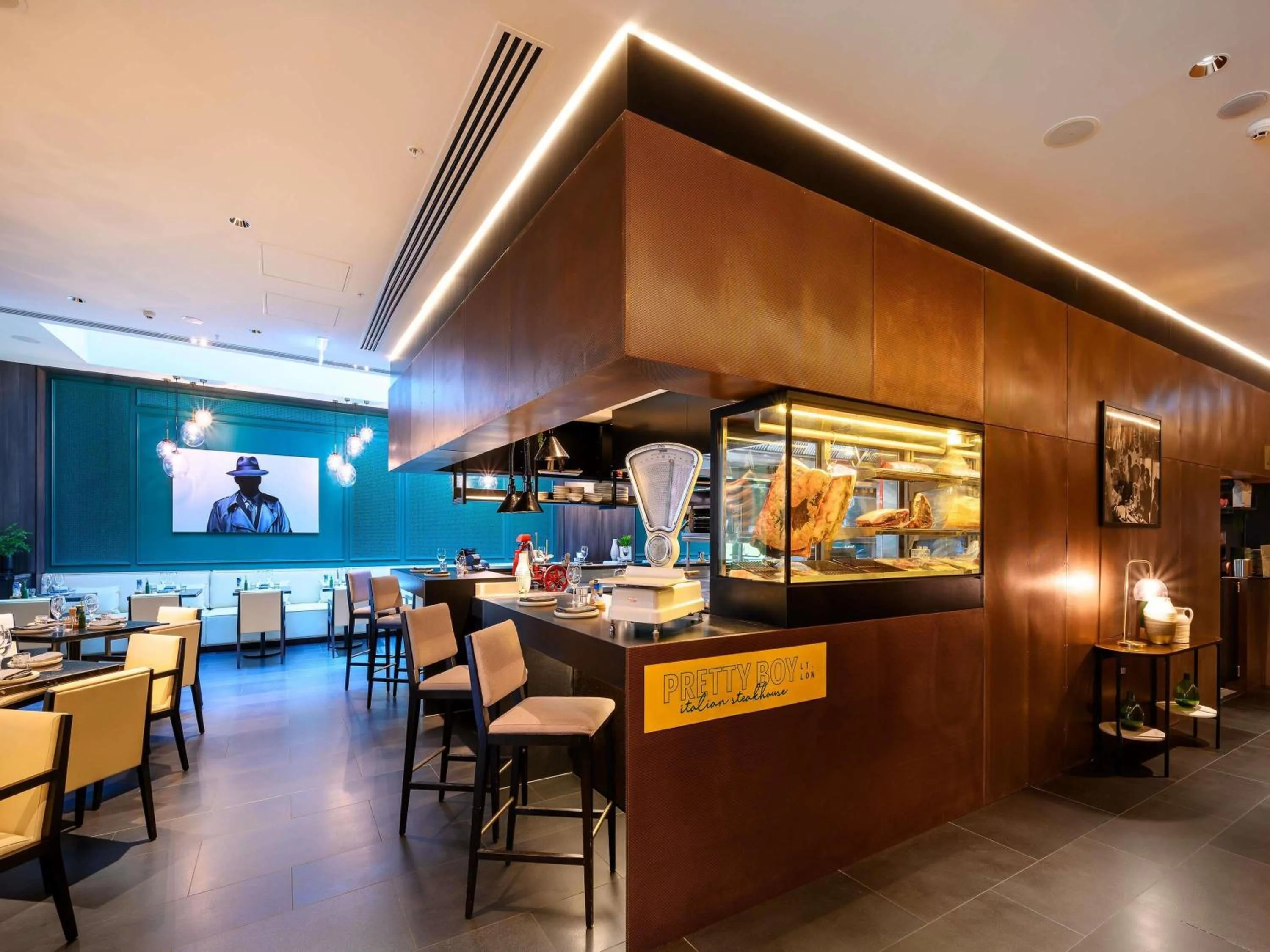 Restaurant/places to eat in ibis Melbourne Central