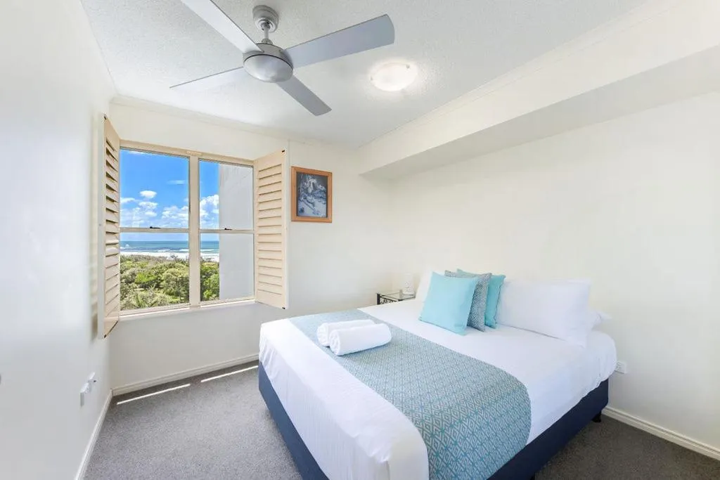 Bedroom, Bed in Atlantis Marcoola