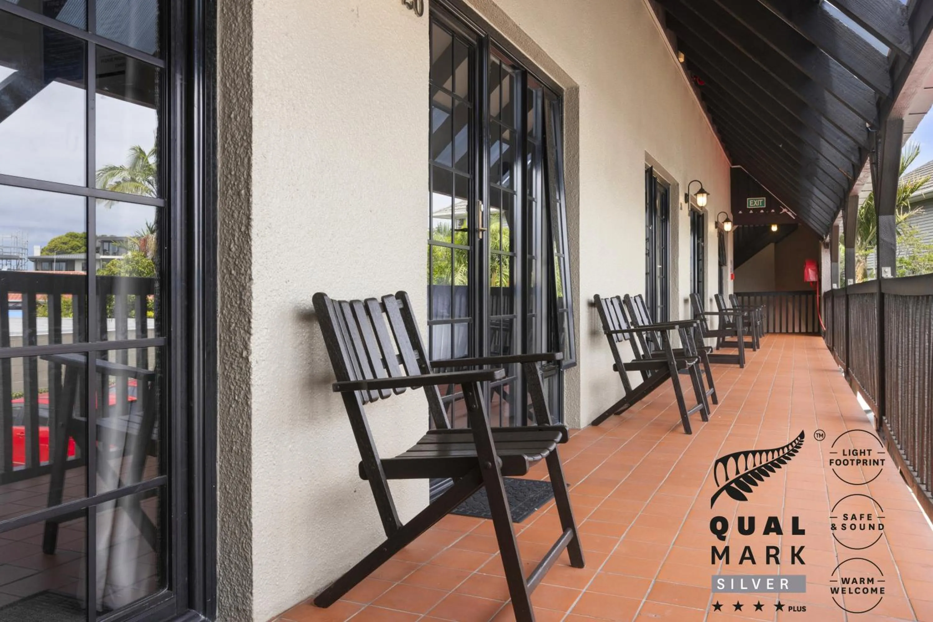 Property building in Knights Inn